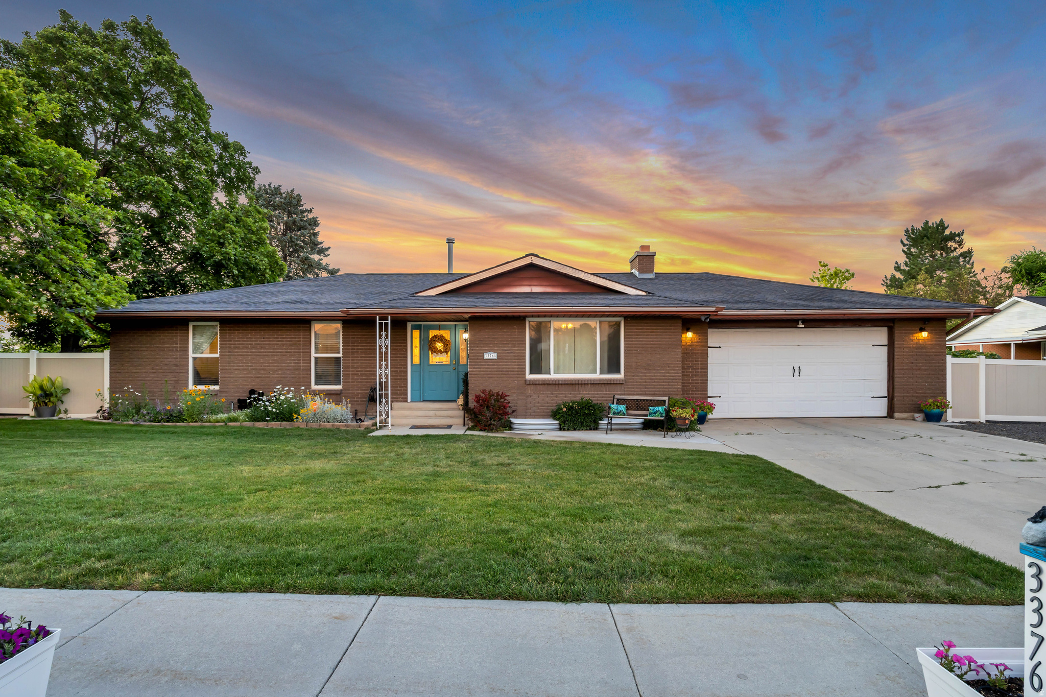 CHATTEL ESTATES - Residential