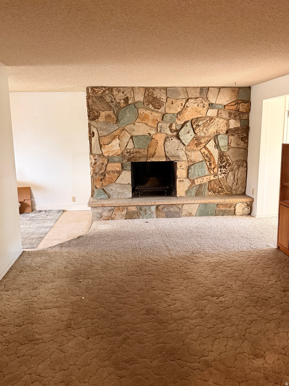 COLONIAL HEIGHTS - Residential