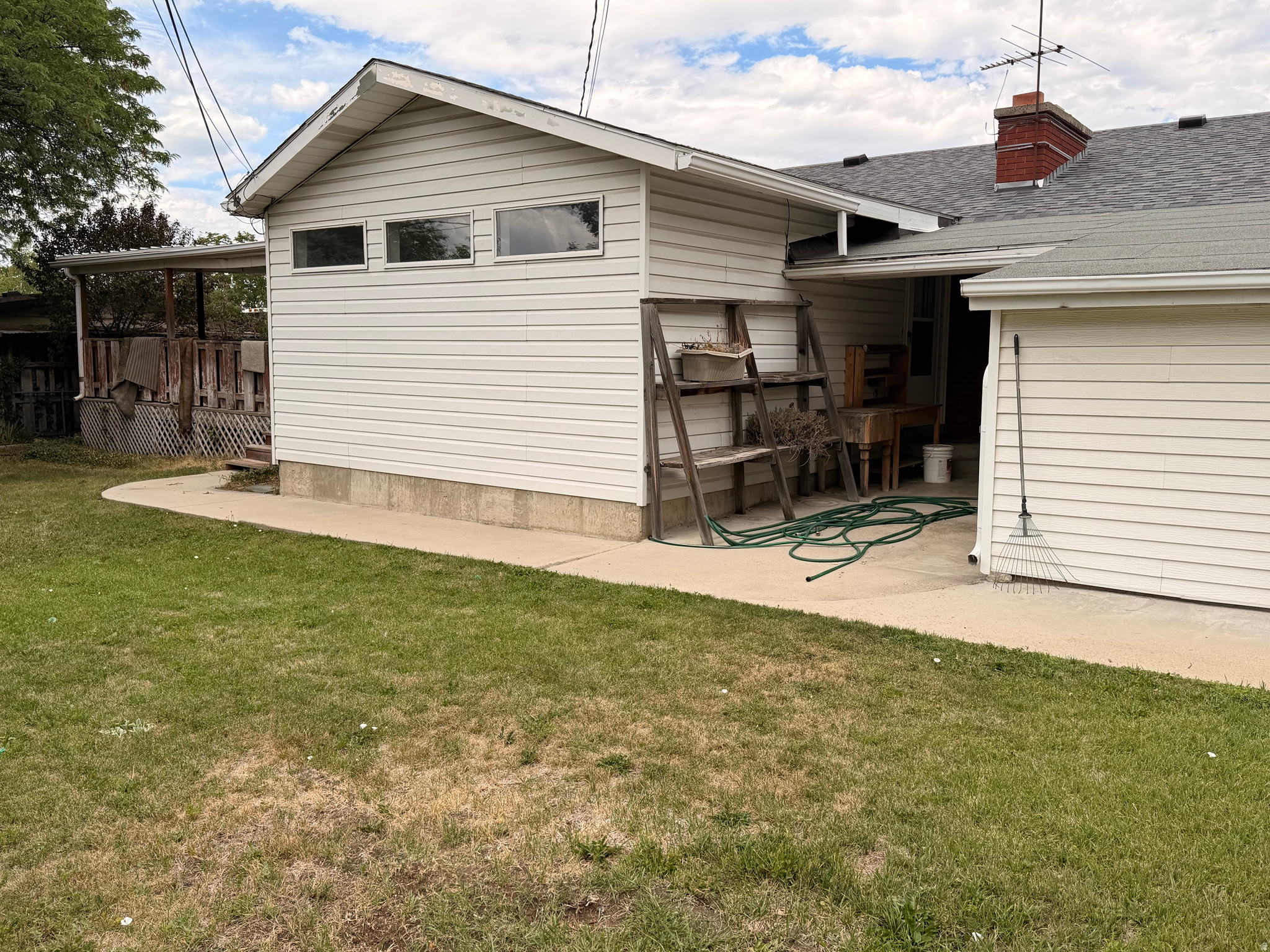 COLONIAL HEIGHTS - Residential