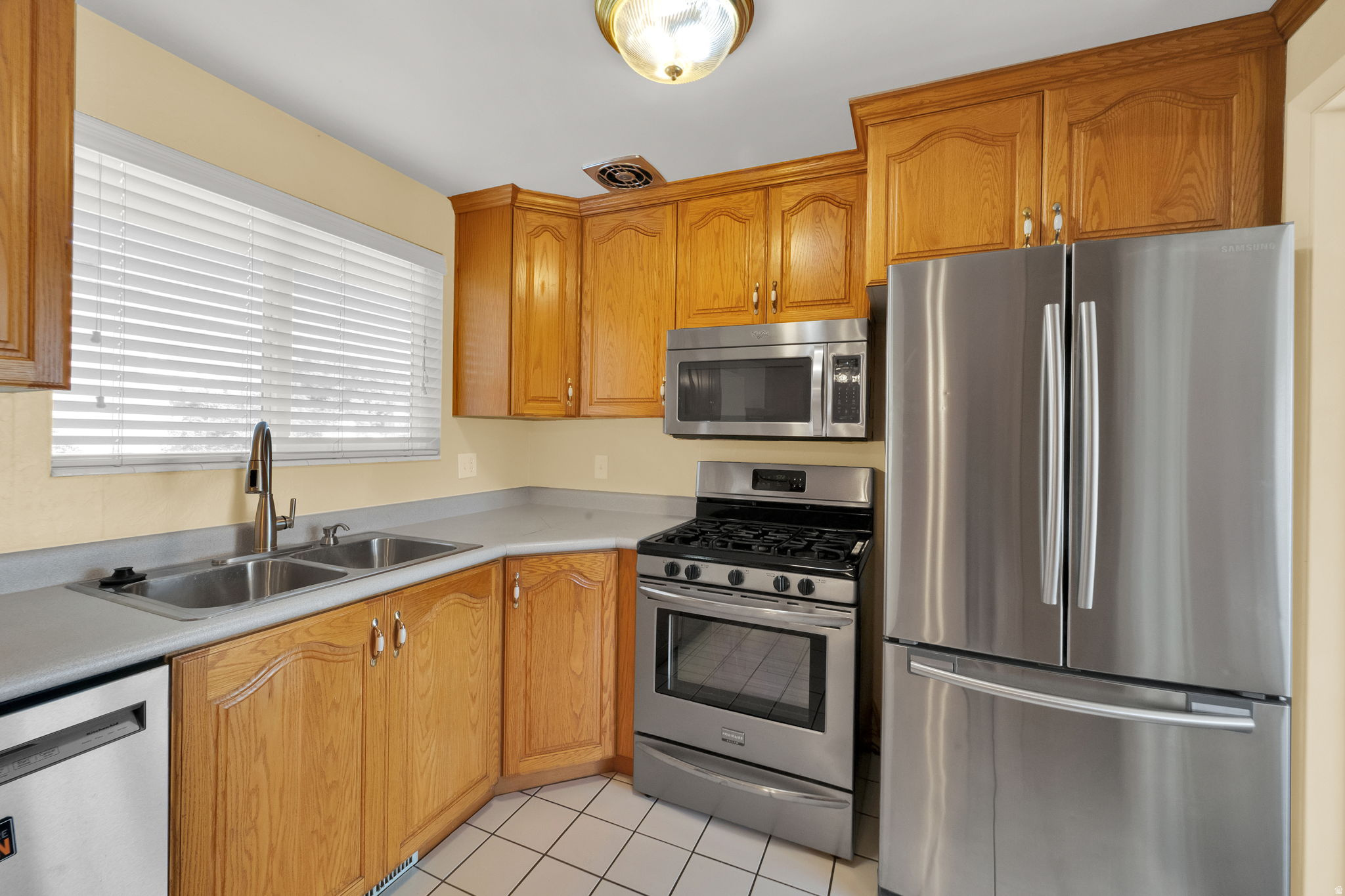 HOLLY HEIGHTS SUB - Residential