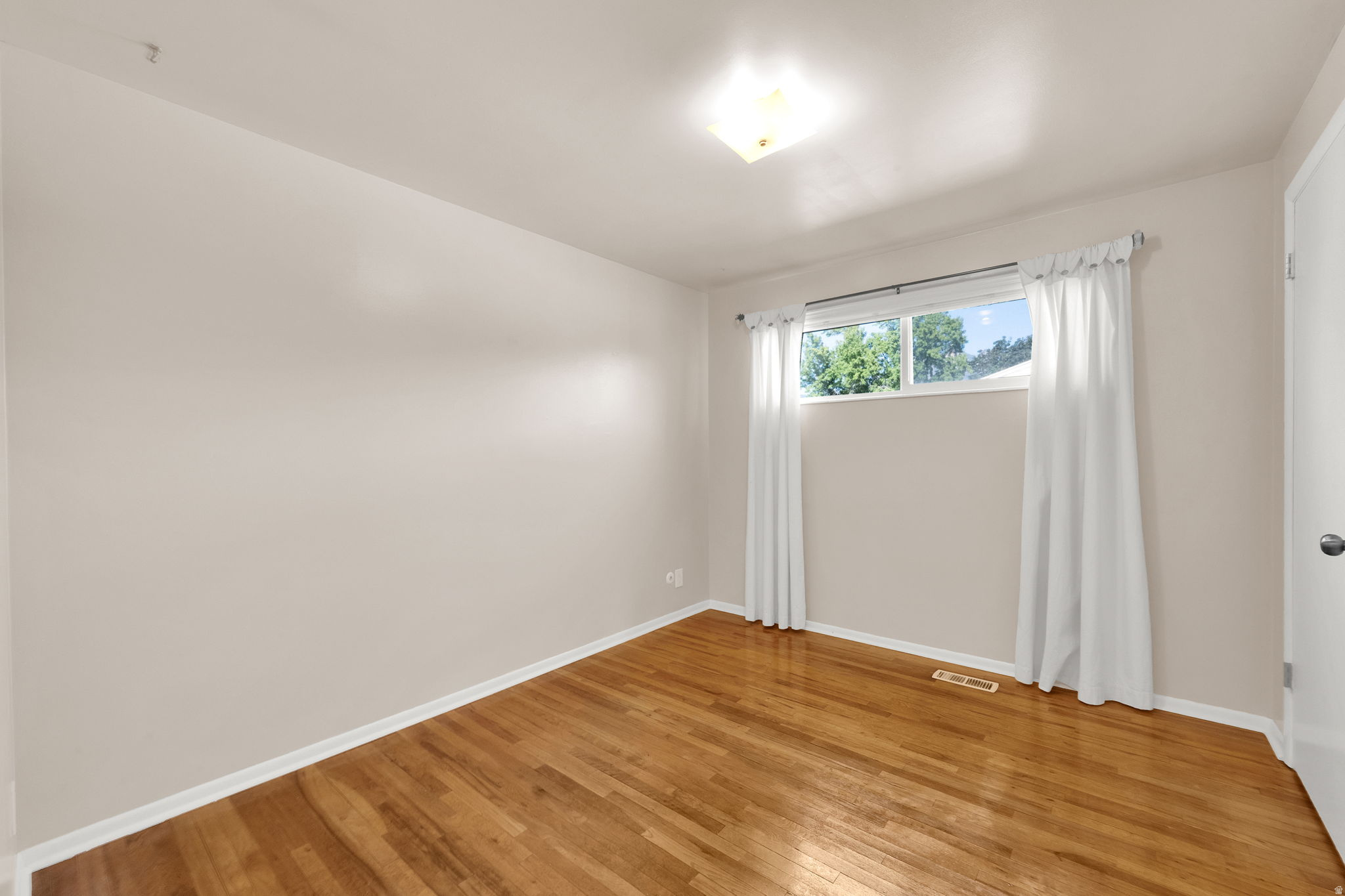 HOLLY HEIGHTS SUB - Residential