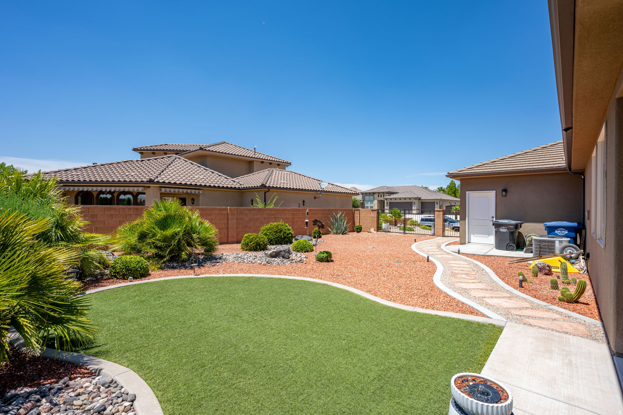 TWIN CREEKS AT STONEBRIDGE PH 2 - Residential