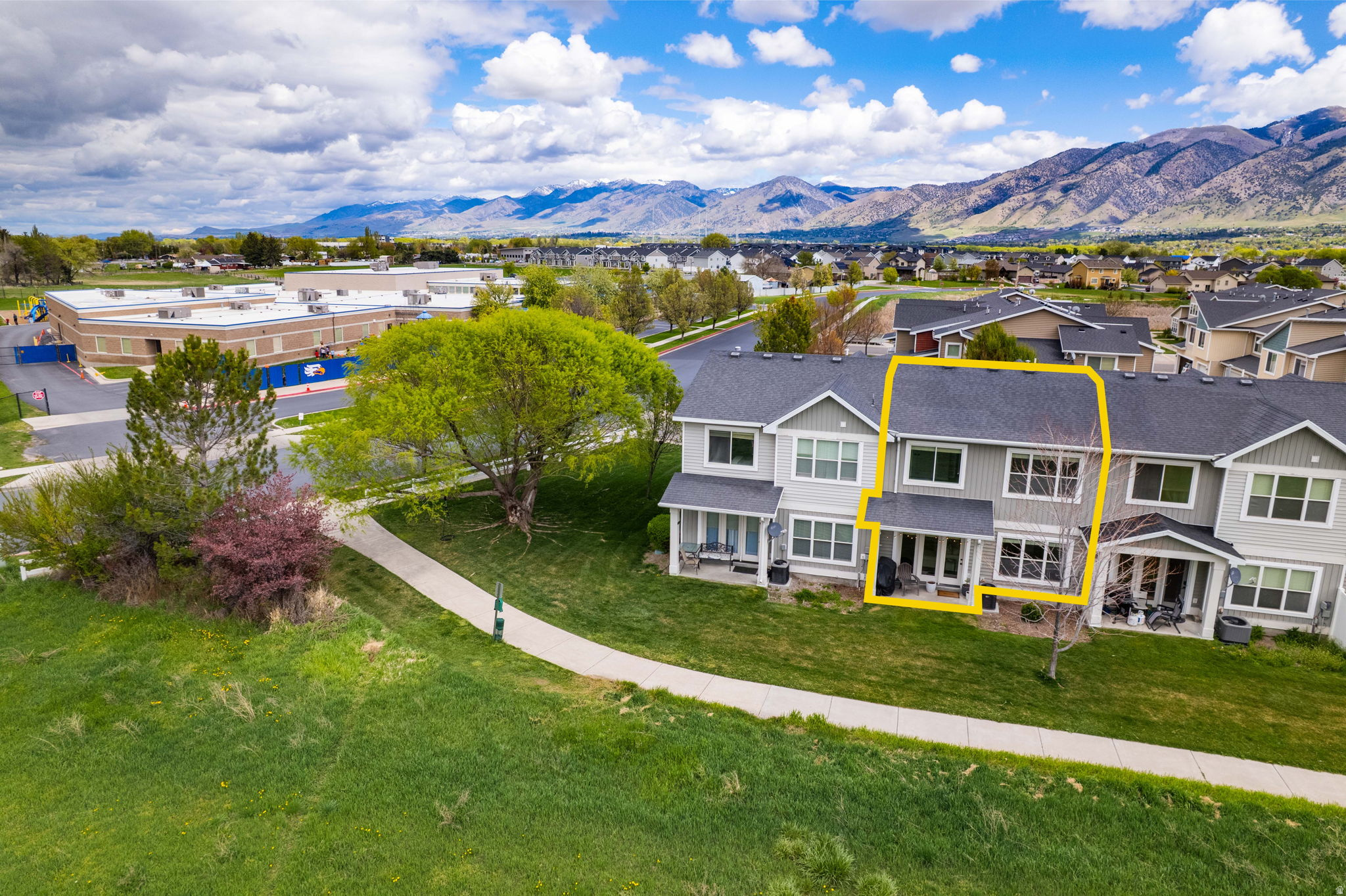 SPRING CREEK - Residential