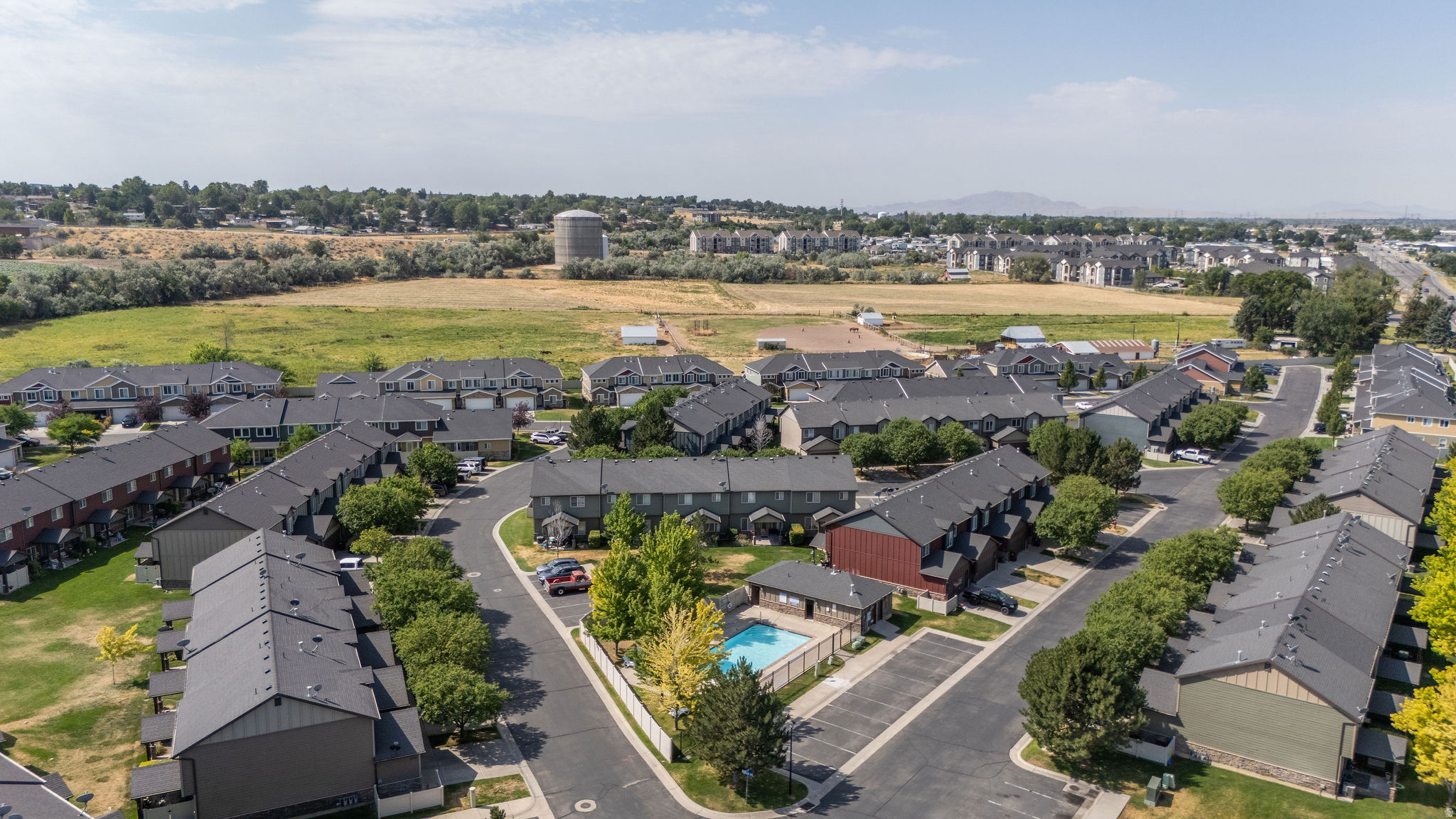 RIVERBEND - Residential