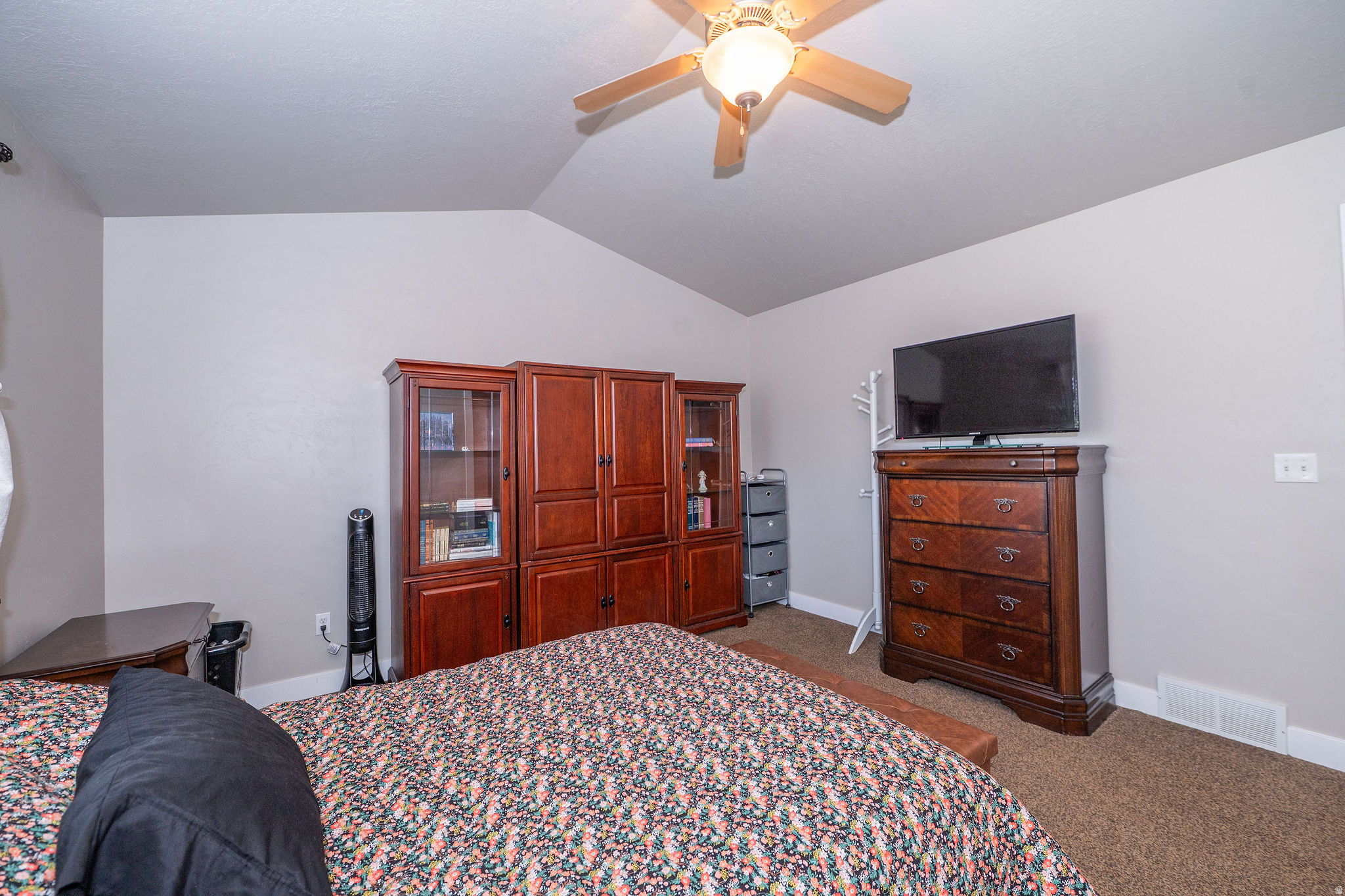 RIVERBEND - Residential