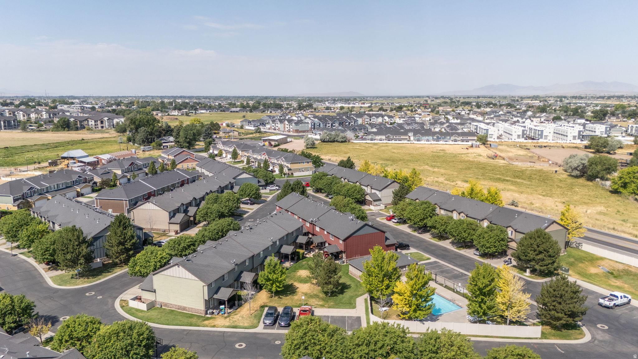 RIVERBEND - Residential