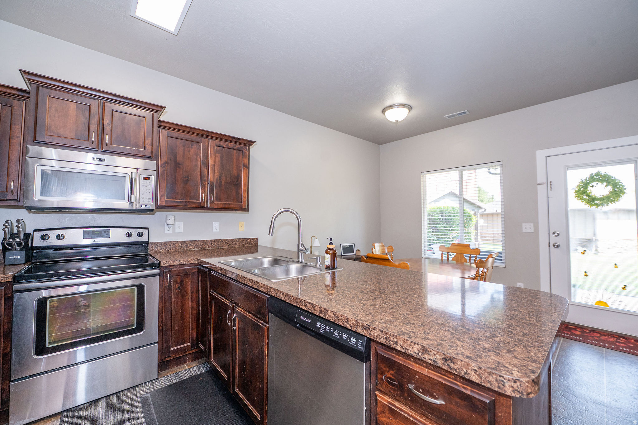 RIVERBEND - Residential