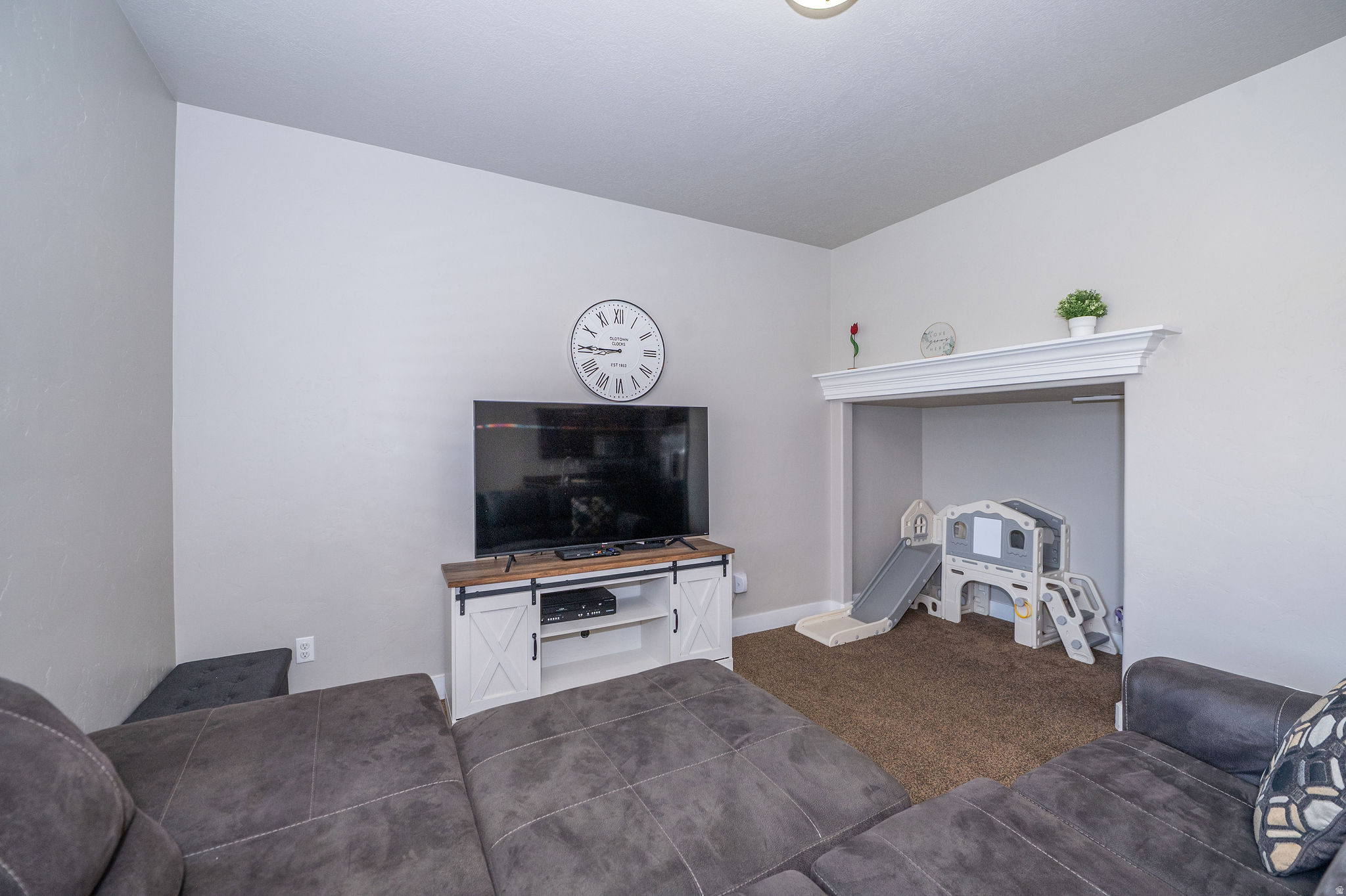 RIVERBEND - Residential