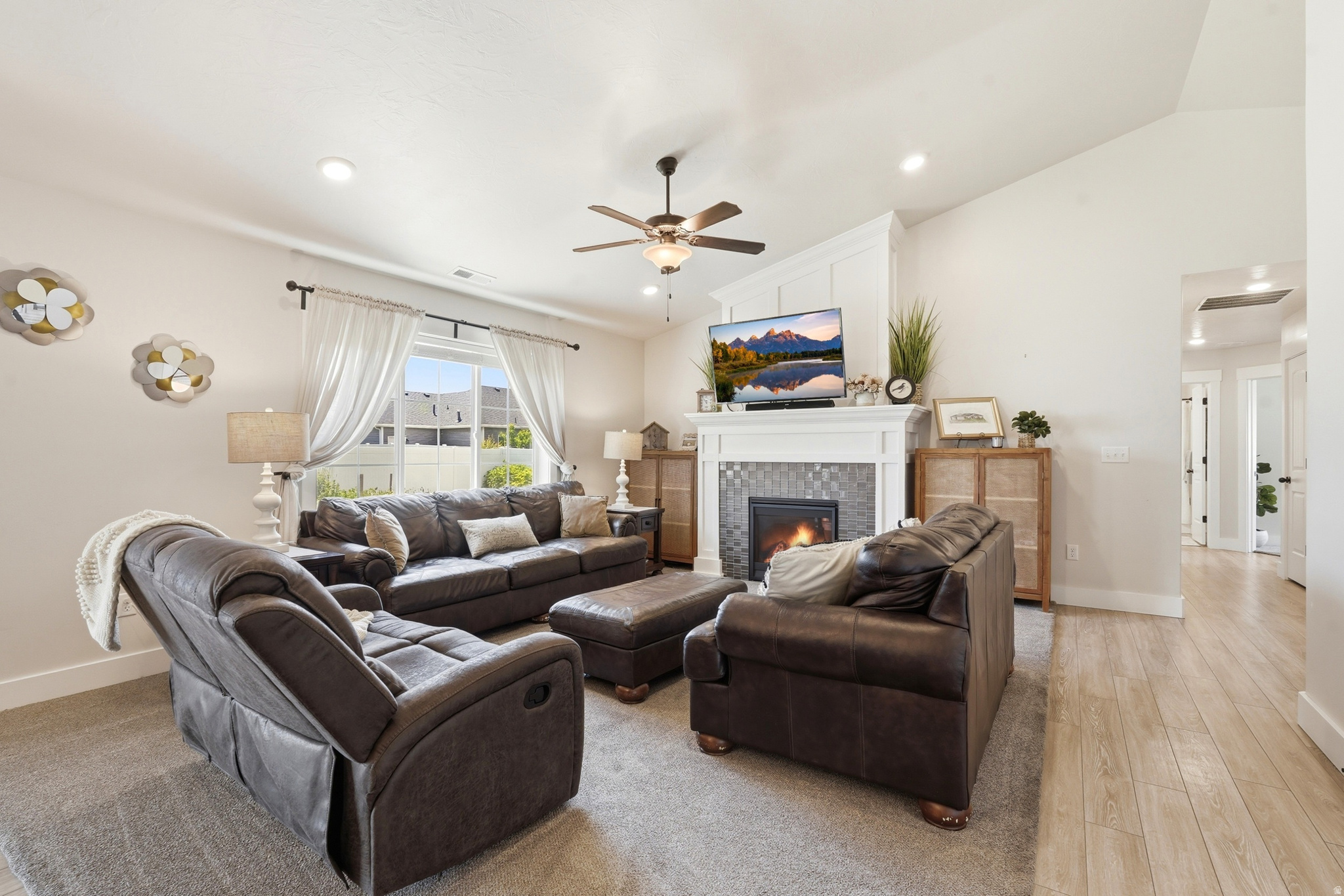 THE COVE - Residential