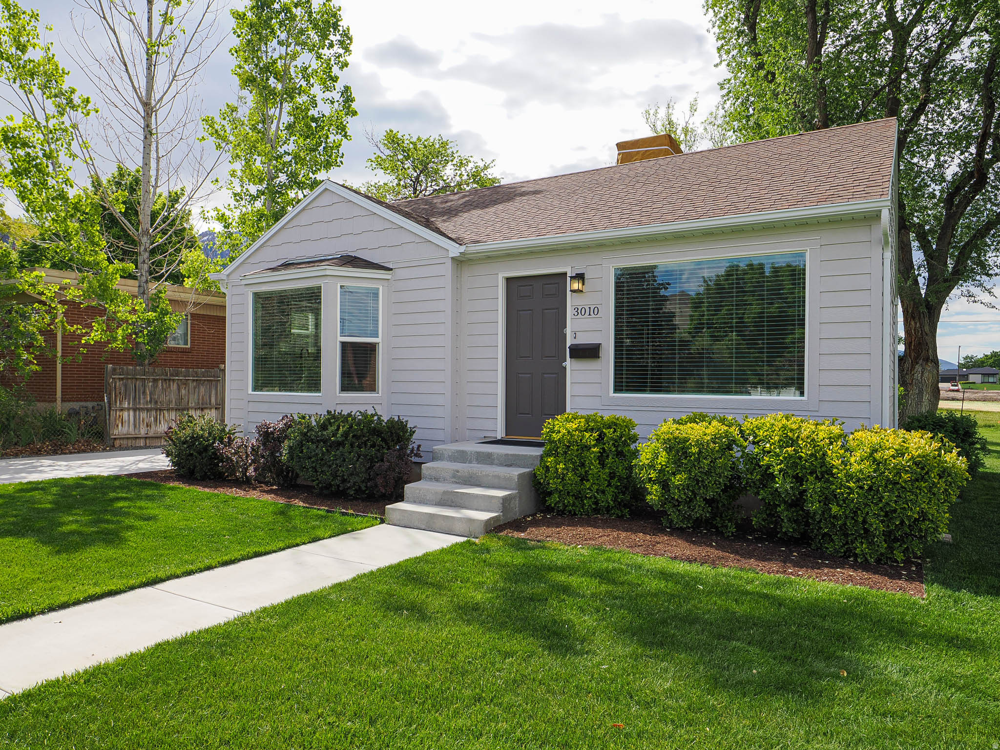 VIEW HEIGHTS - Residential
