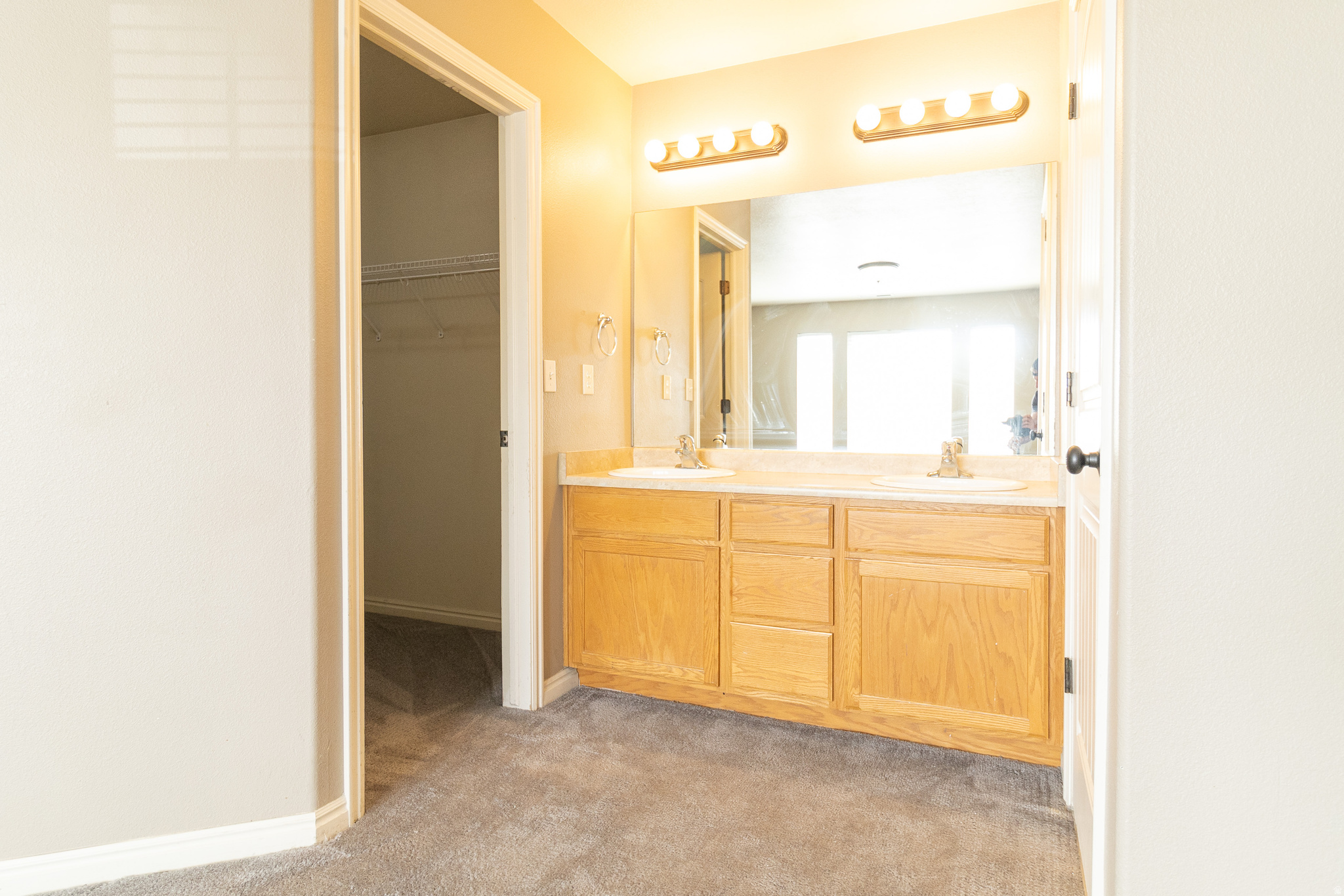 KAUFMAN AND BROAD AT PILGRIMS LANDING - Residential