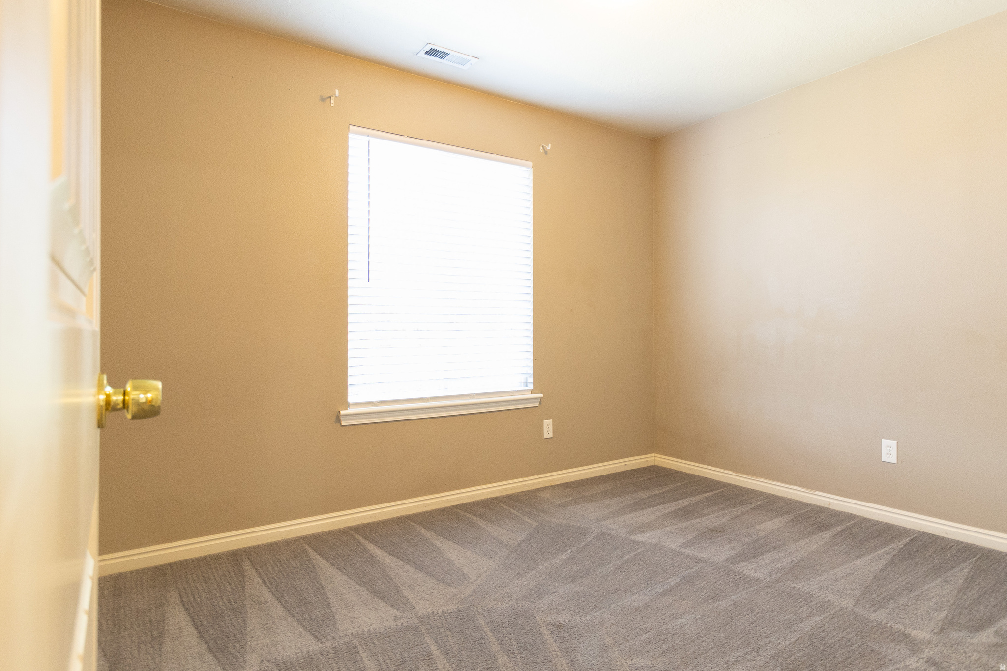 KAUFMAN AND BROAD AT PILGRIMS LANDING - Residential
