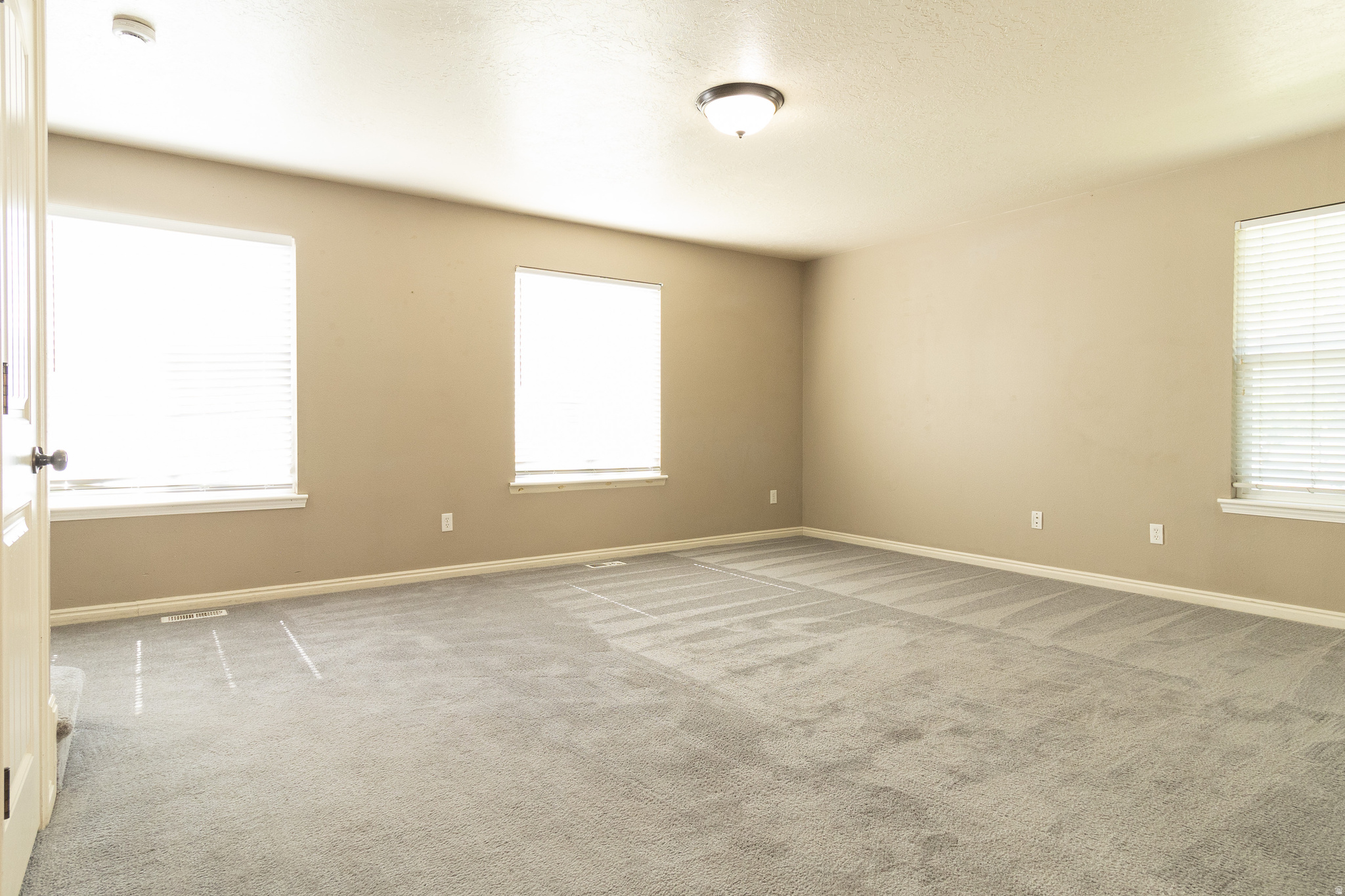 KAUFMAN AND BROAD AT PILGRIMS LANDING - Residential