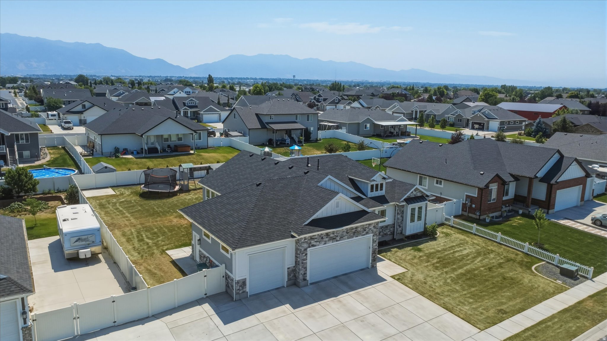 MEADOW GREEN ESTATES - Residential