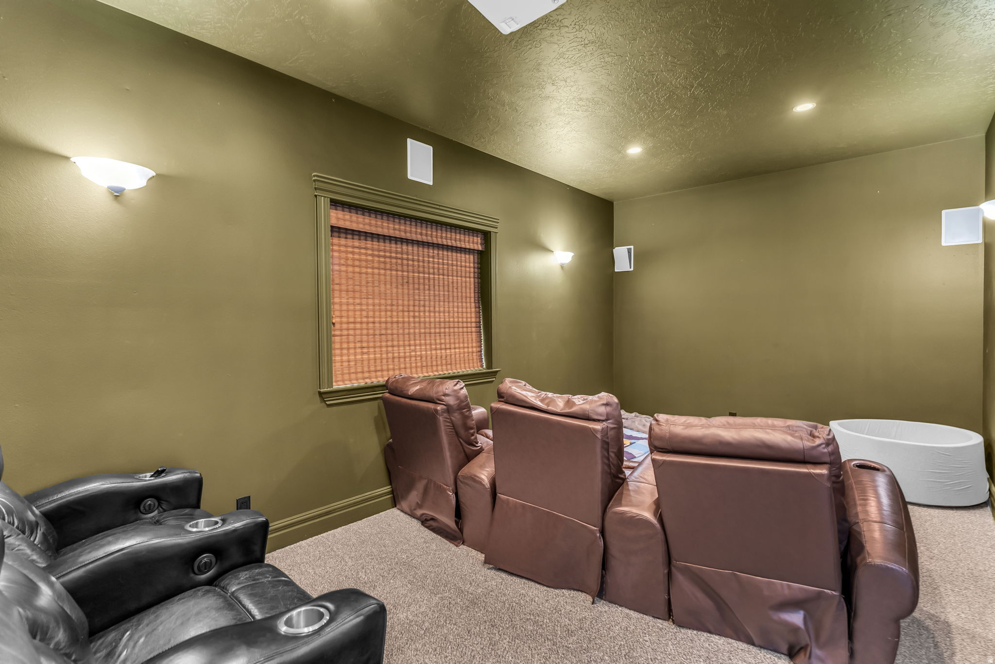 SHADOW BLUFF ESTATES - Residential