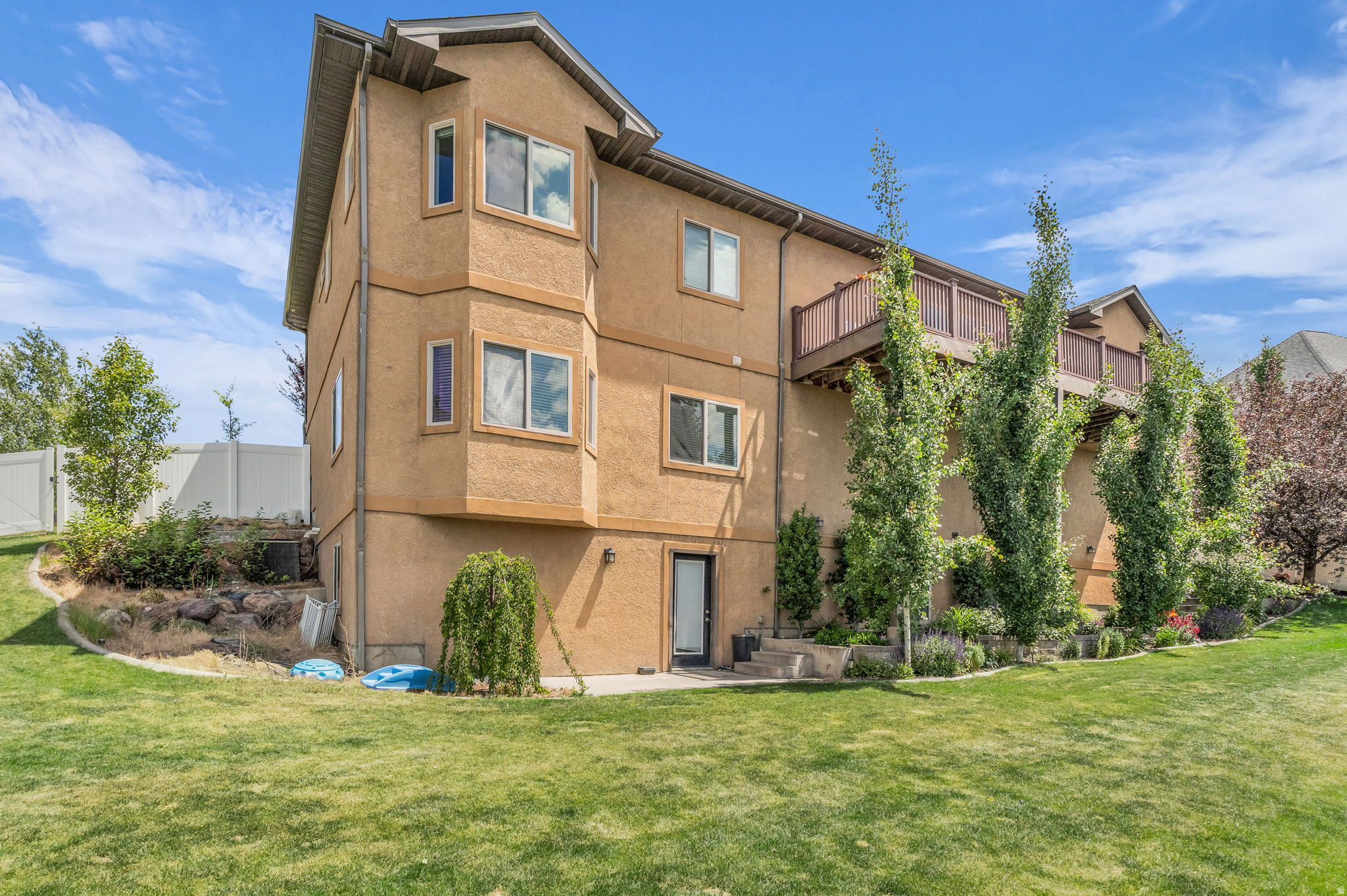 SHADOW BLUFF ESTATES - Residential
