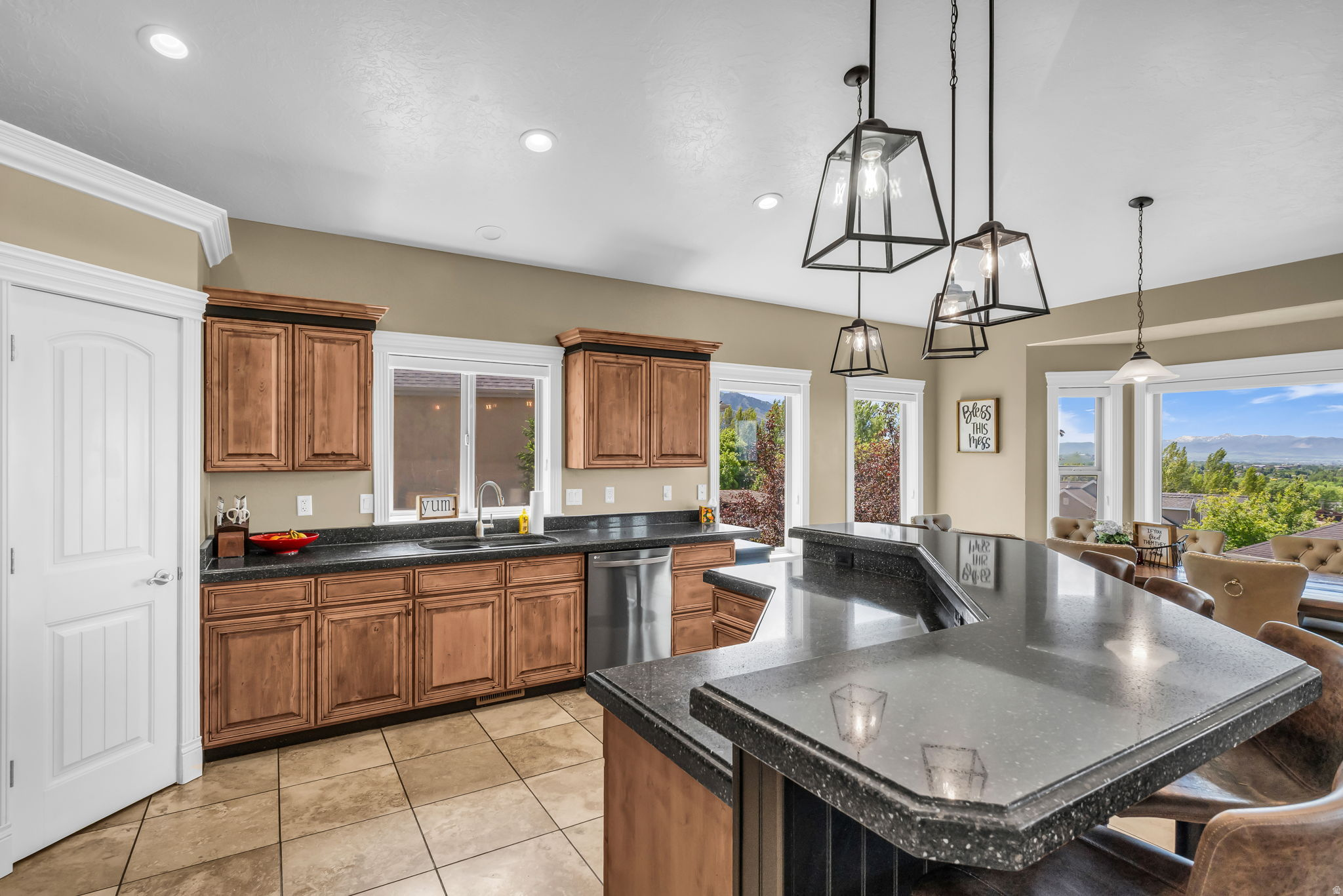 SHADOW BLUFF ESTATES - Residential
