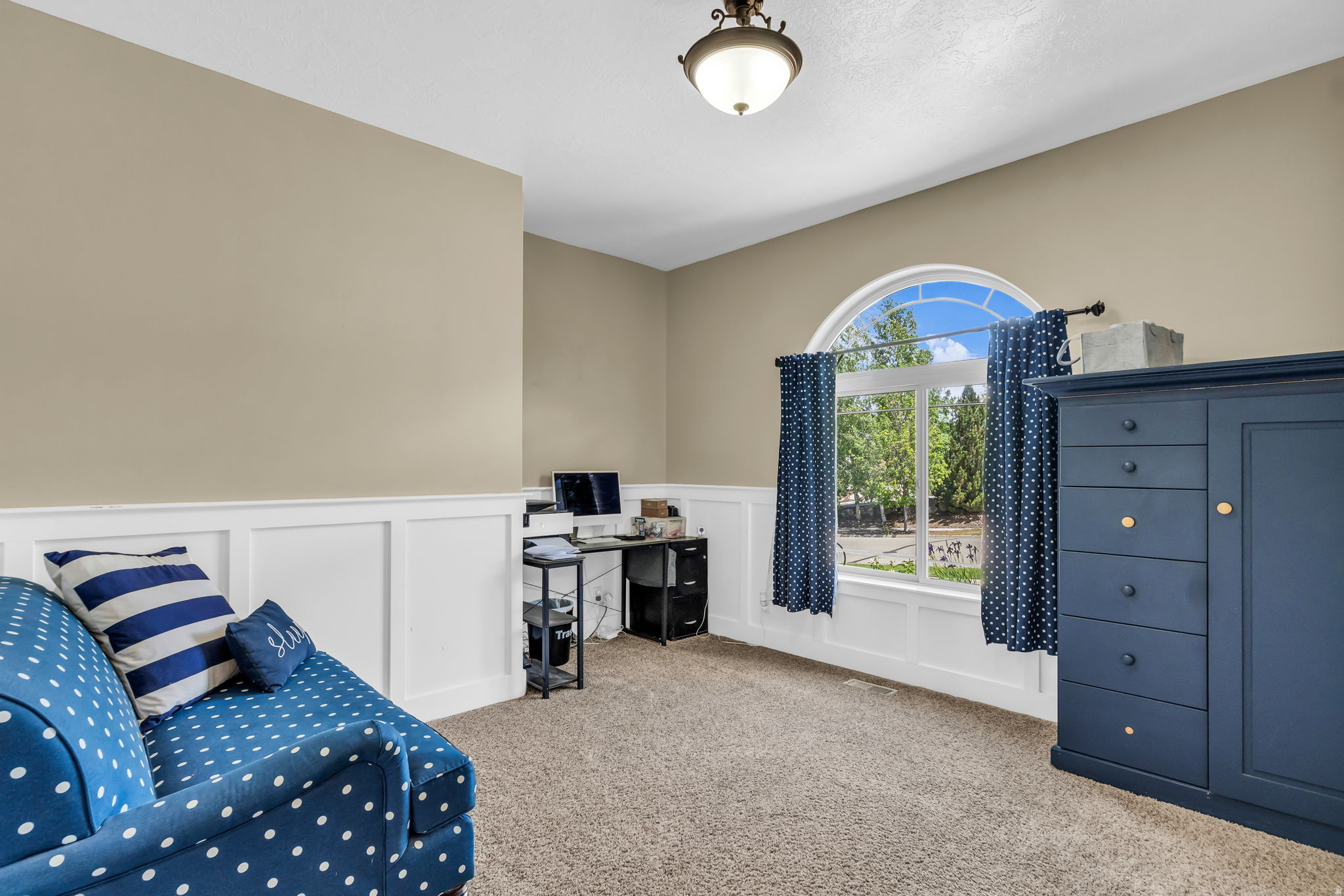SHADOW BLUFF ESTATES - Residential