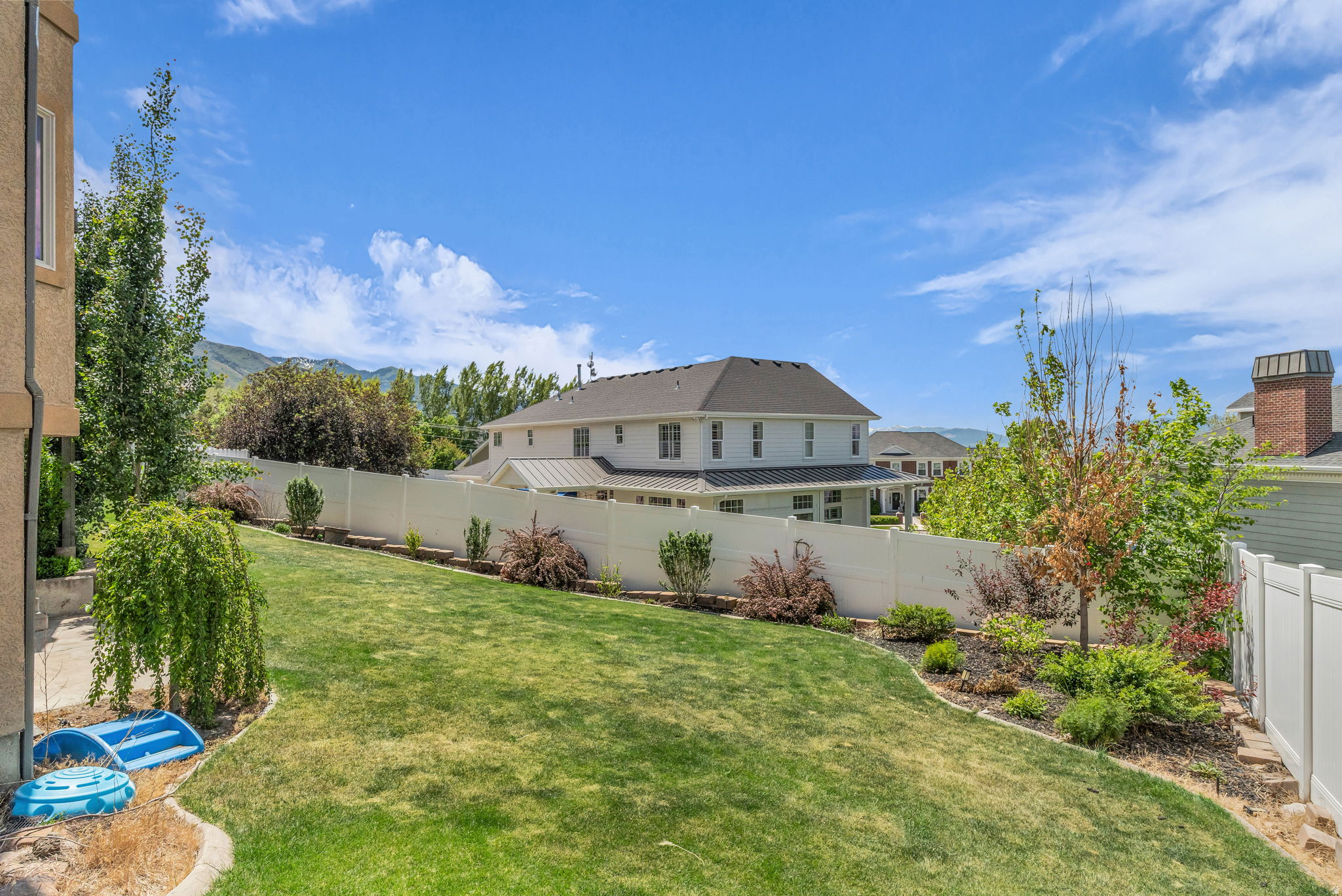 SHADOW BLUFF ESTATES - Residential