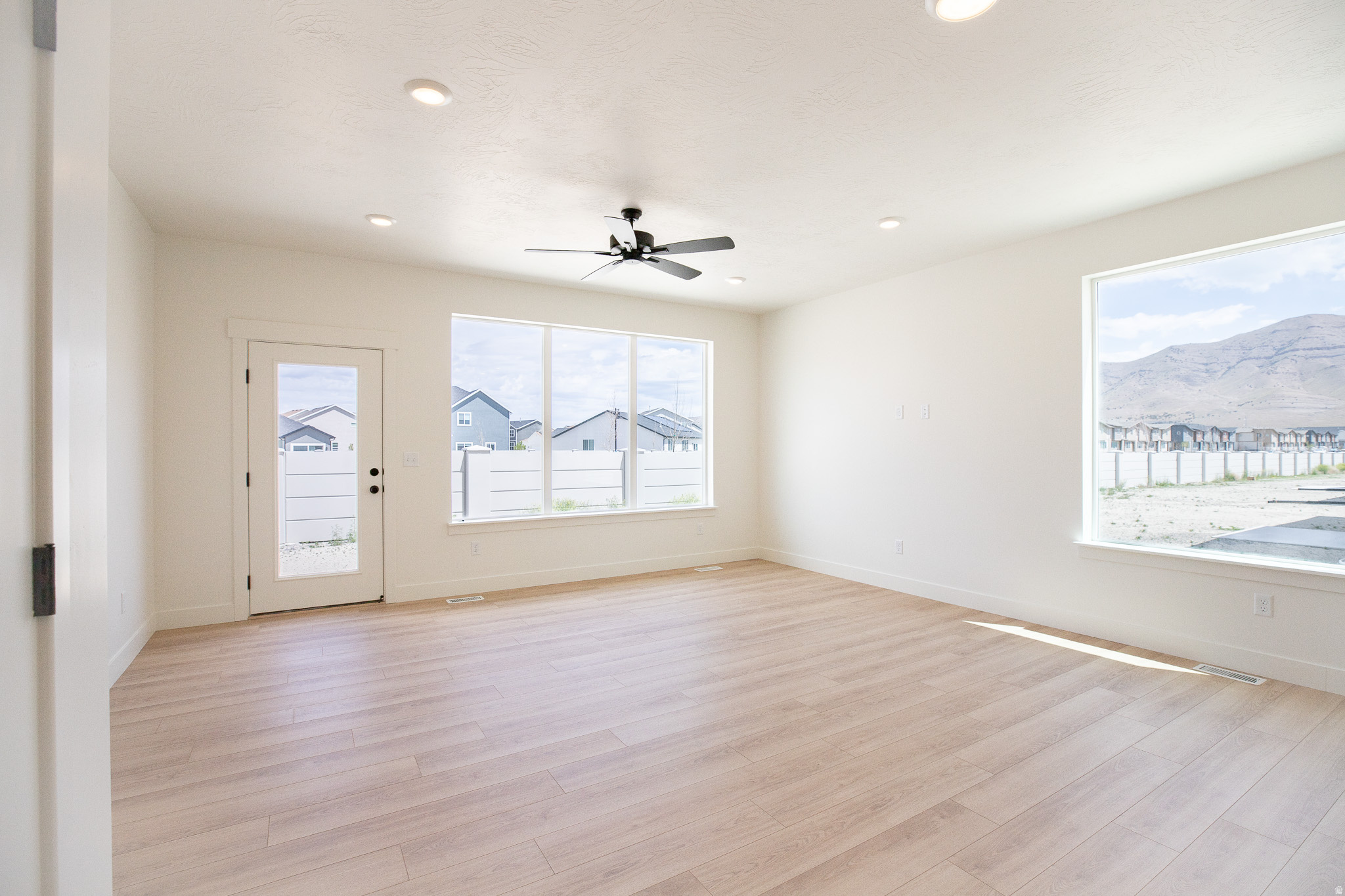 PARKWAY FIELDS SINGLES 2 - Residential