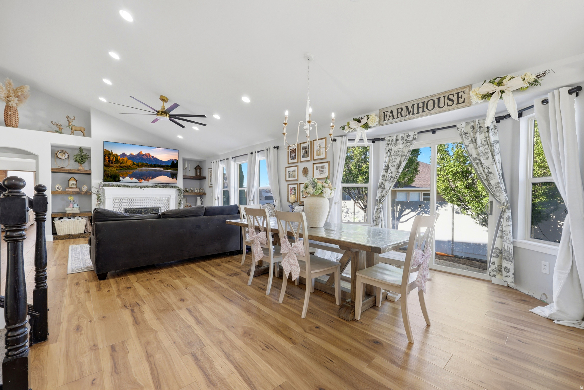 MEADOWS - Residential