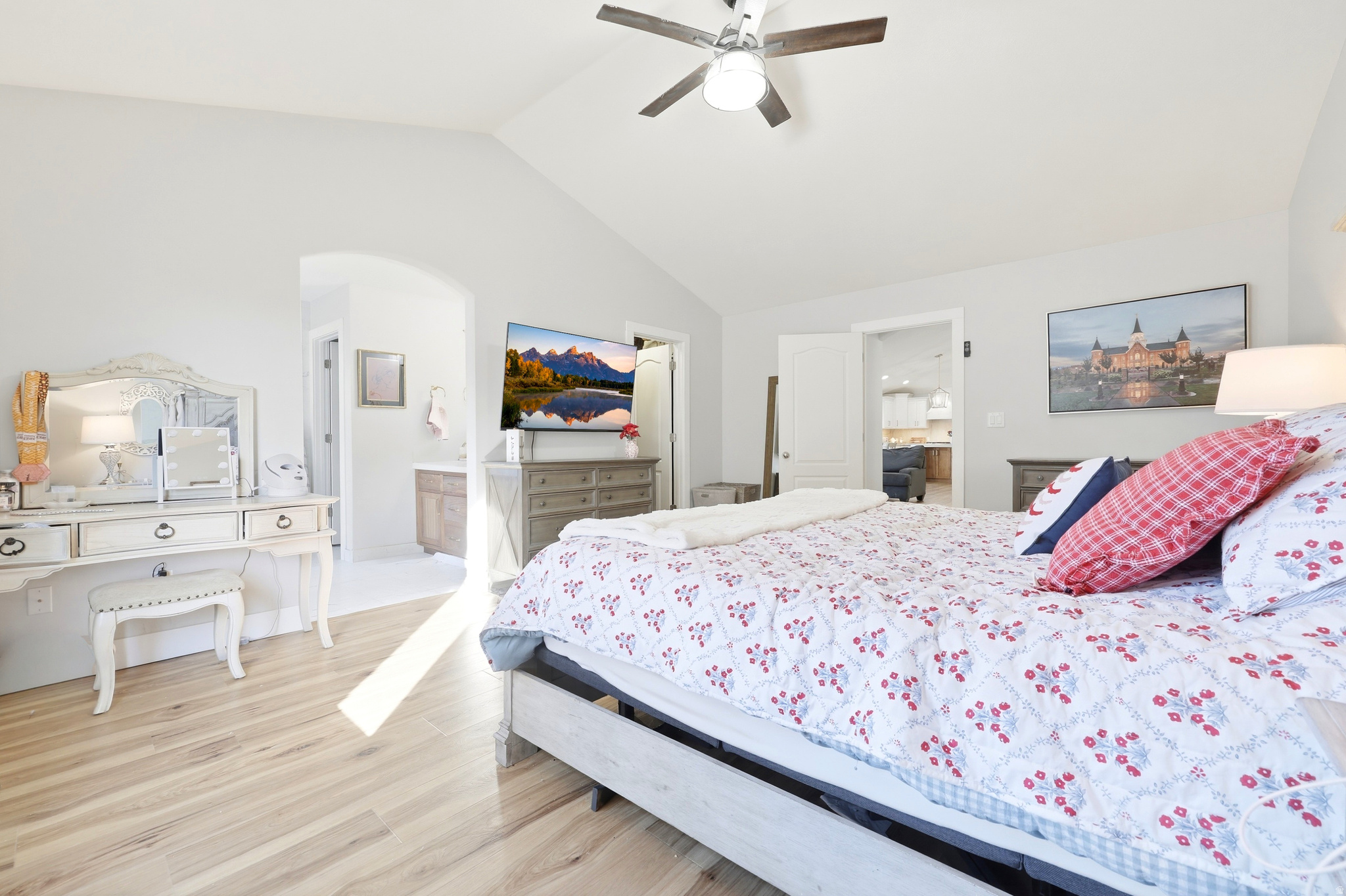 MEADOWS - Residential