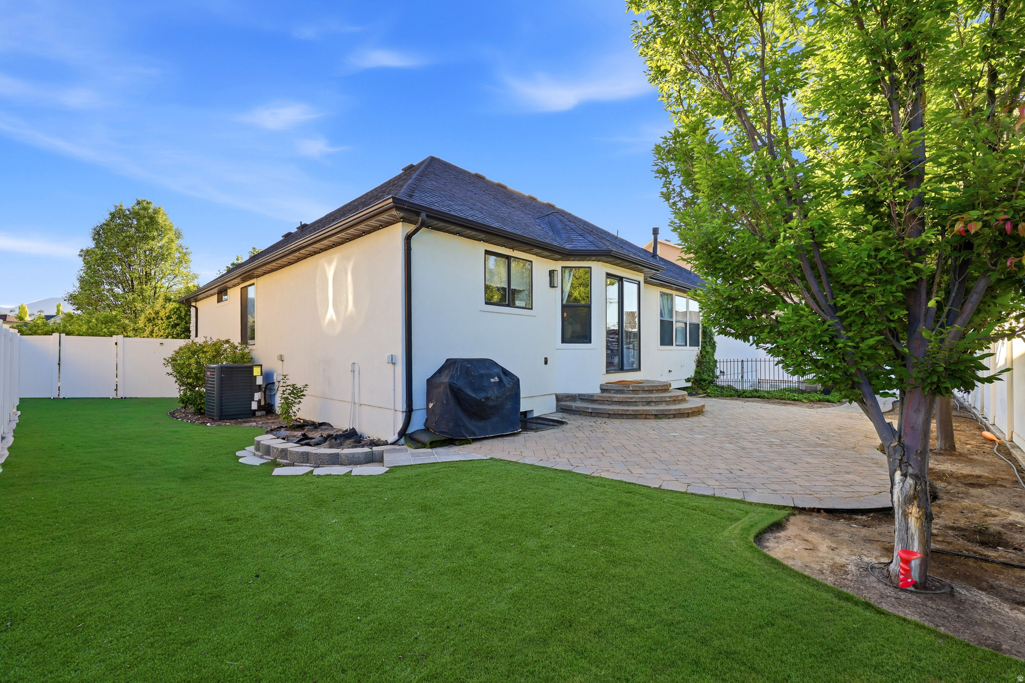 MEADOWS - Residential