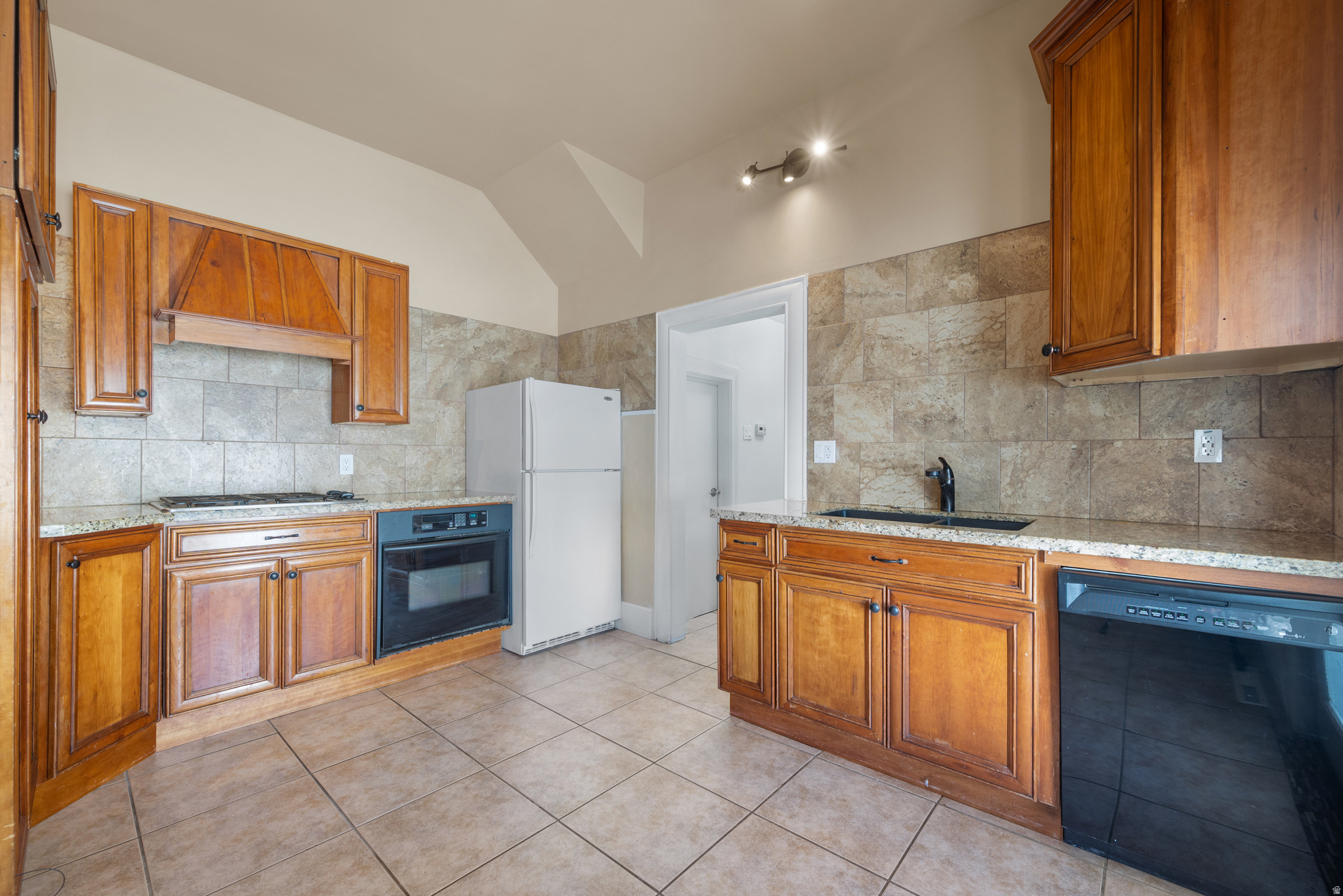 NORWOOD PLACE - Residential
