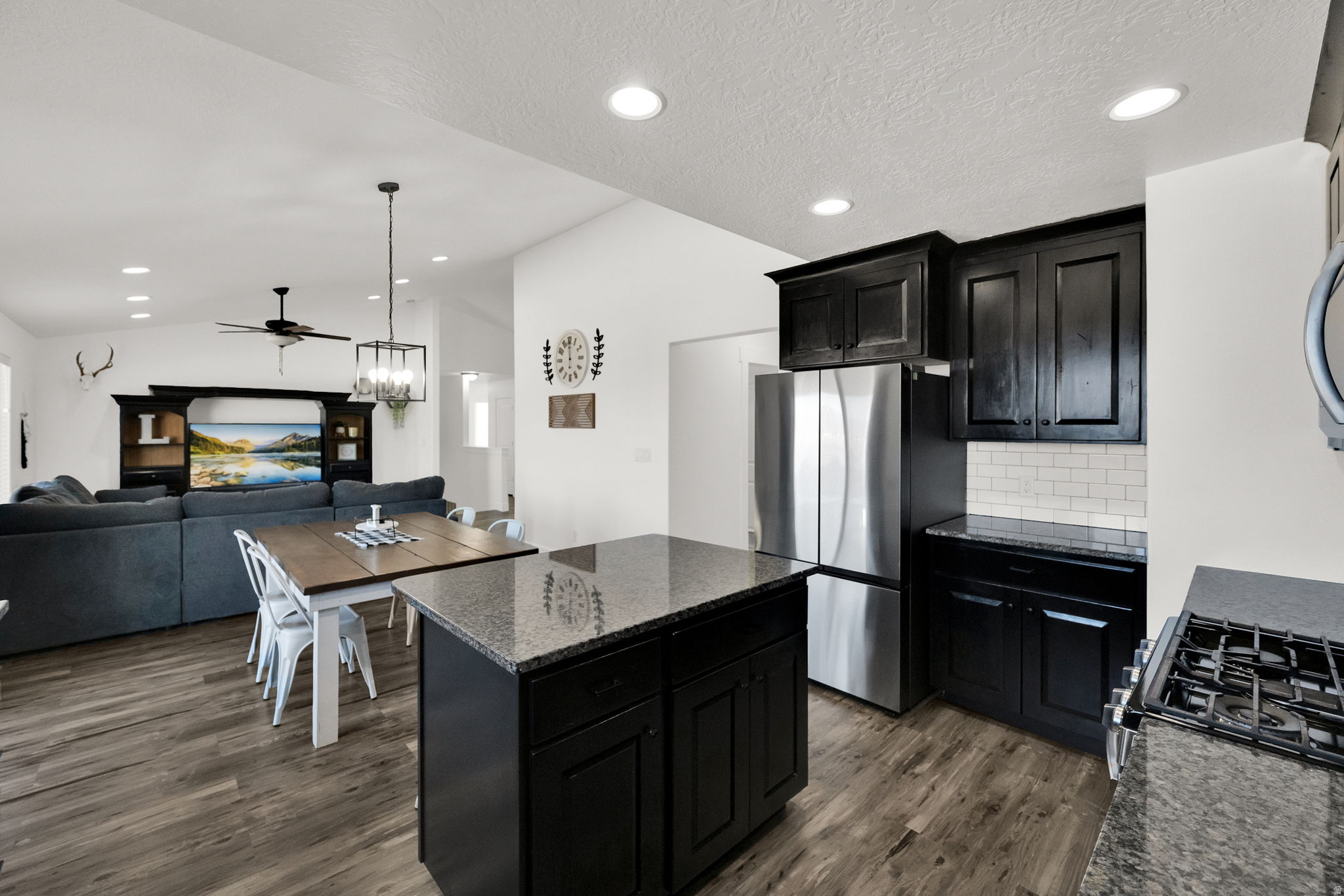 RIDGE - Residential
