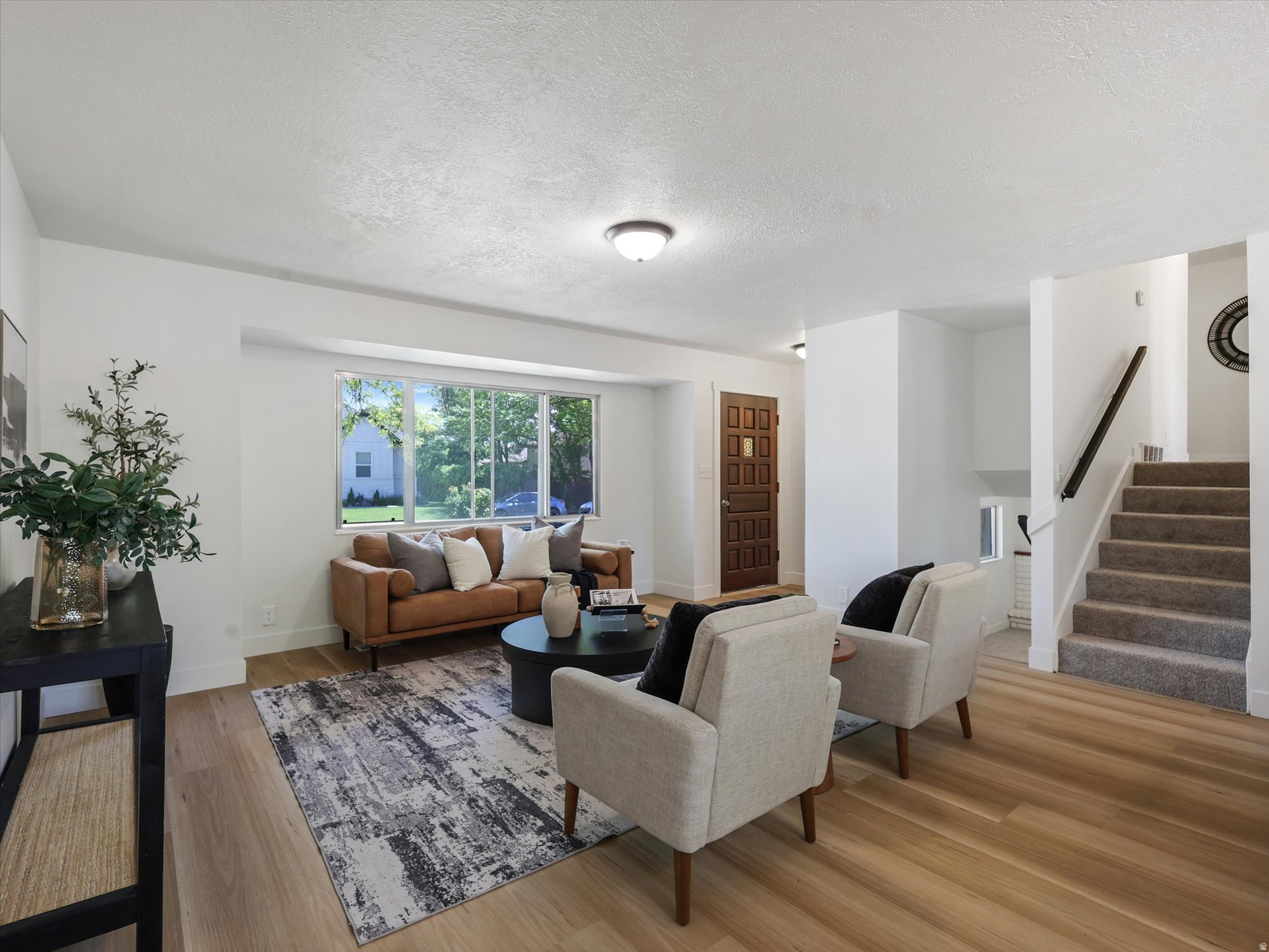 HOLLOW ESTATES - Residential