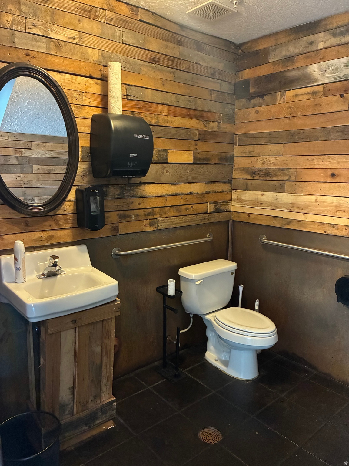 PARK - Commercial Lease