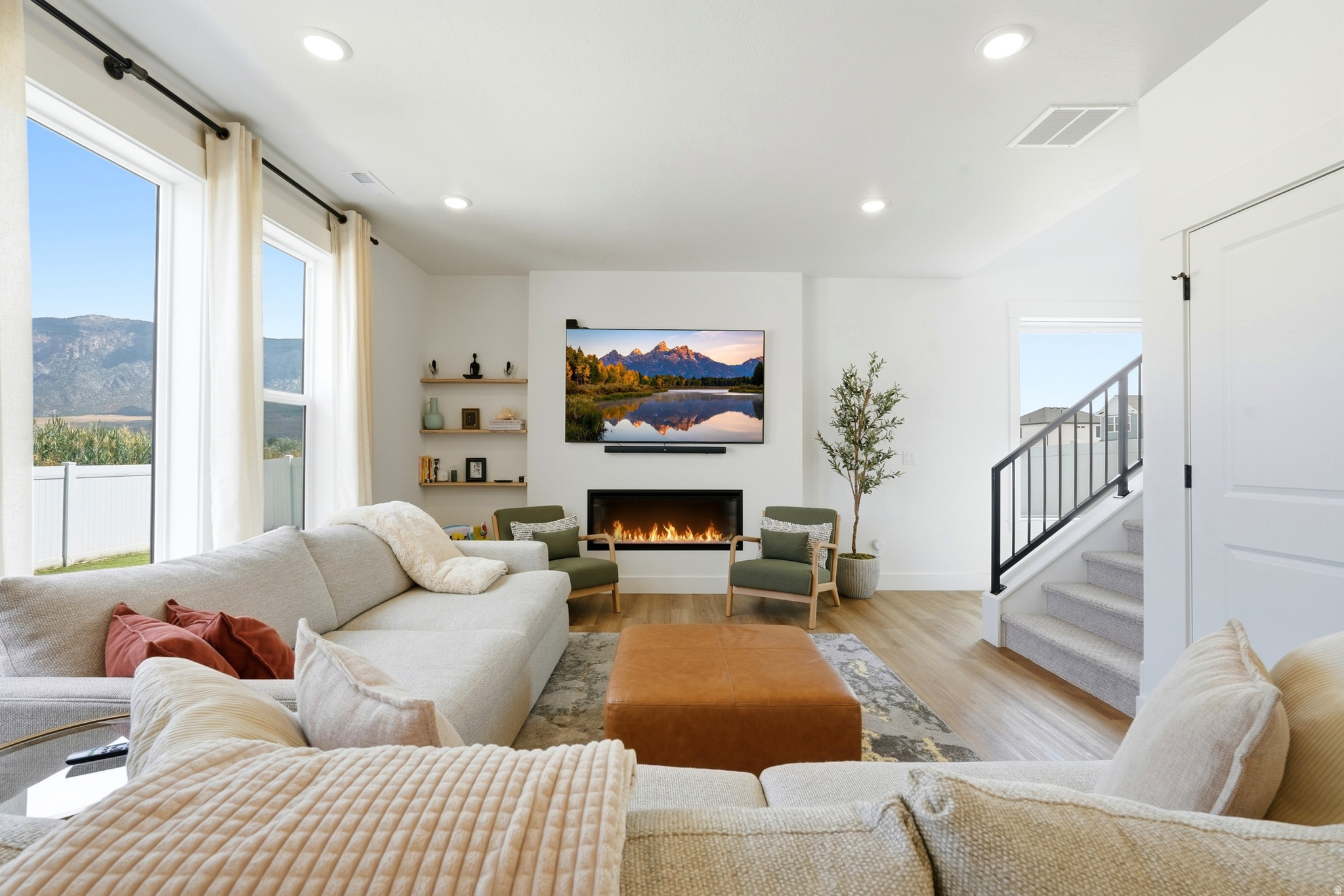 STILLCREEK - Residential