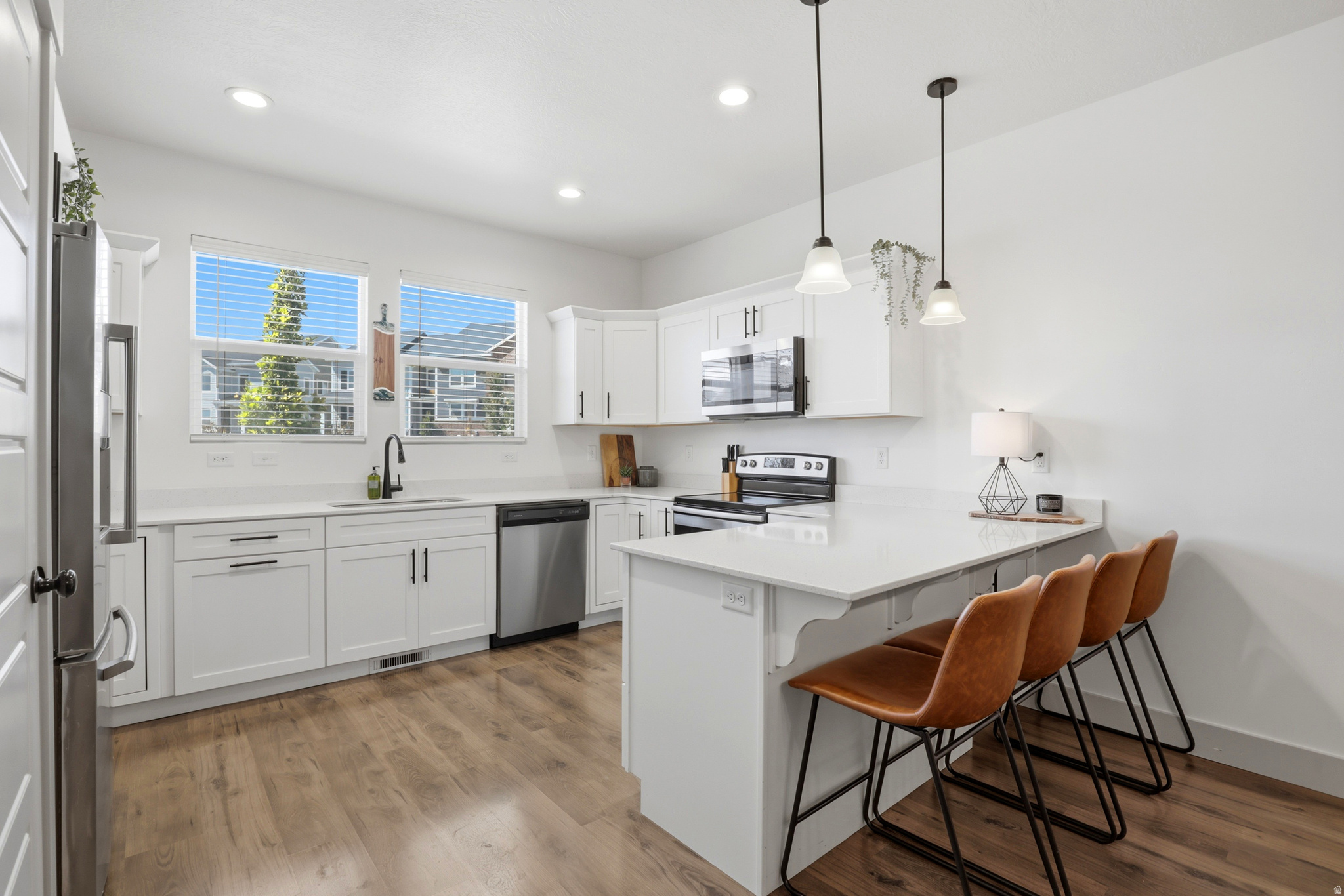 MOUNTAIN RIDGE - Residential