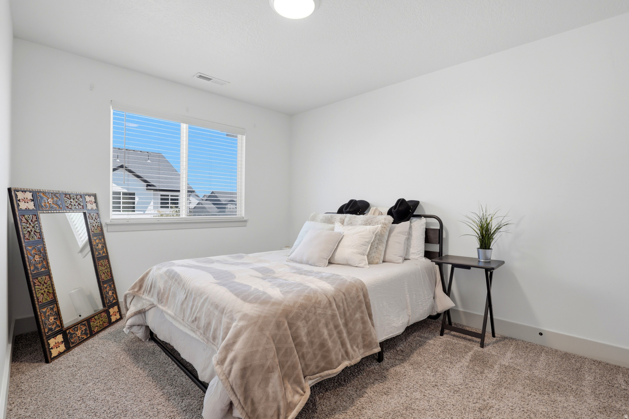 MOUNTAIN RIDGE - Residential