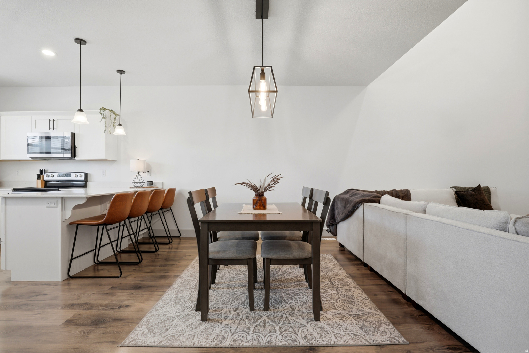 MOUNTAIN RIDGE - Residential