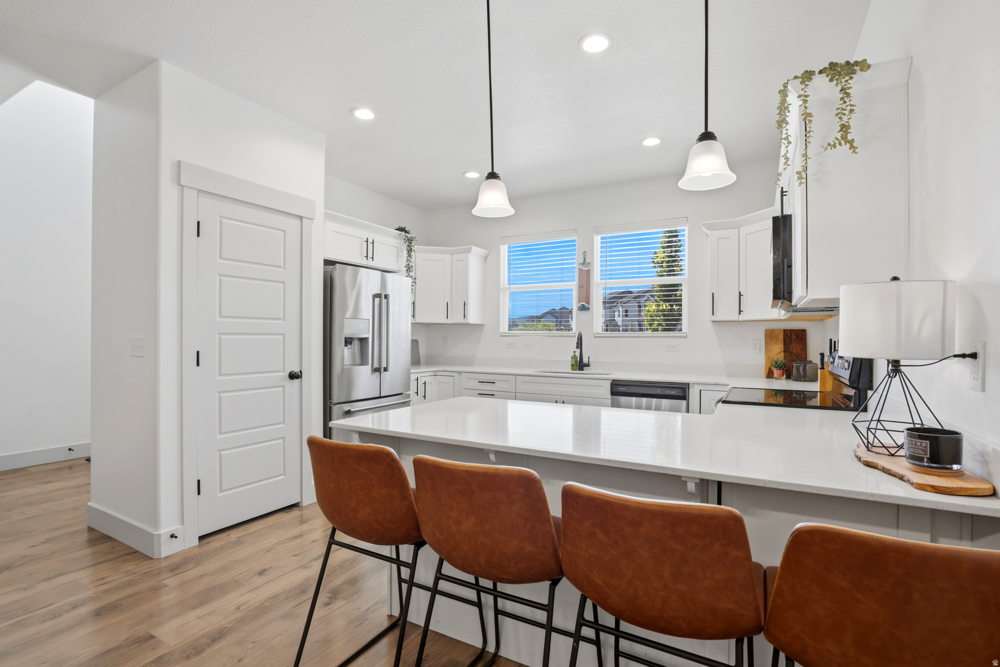 MOUNTAIN RIDGE - Residential