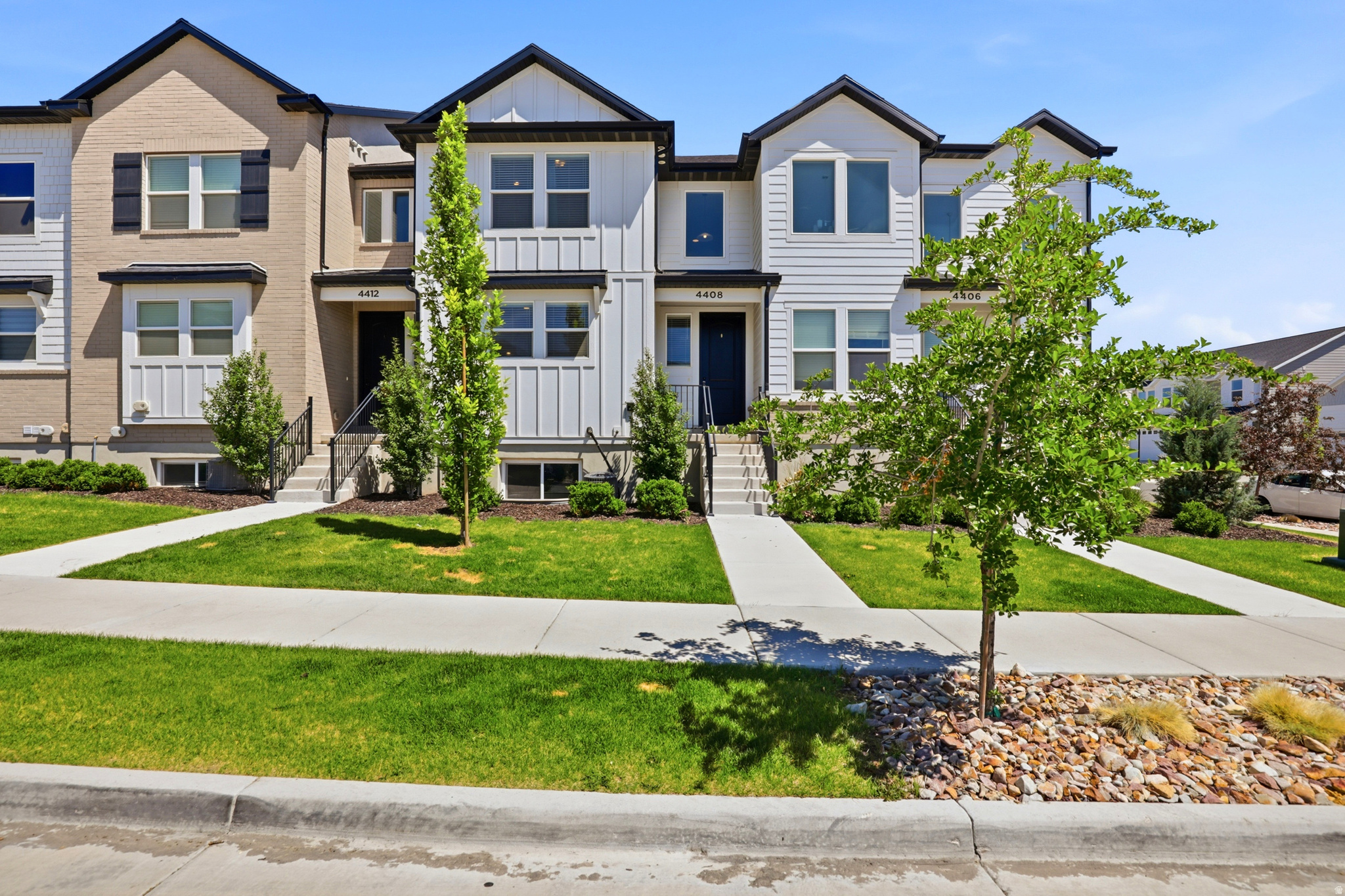 MOUNTAIN RIDGE - Residential