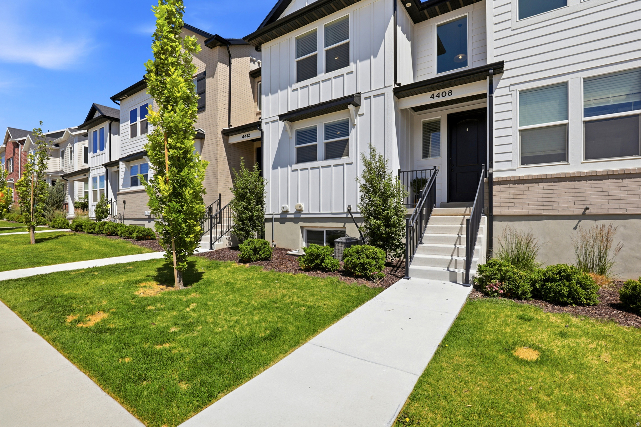 MOUNTAIN RIDGE - Residential