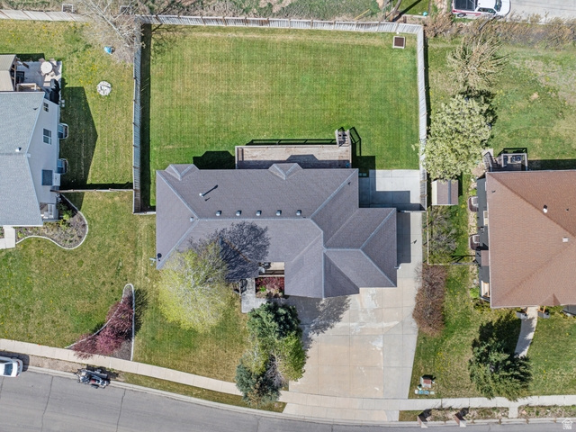 FOX DEN - Residential