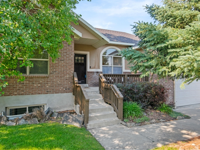 OPEN HOUSE SATURDAY (6/27) 11-2!   Wonderful family home located in the heart of Midway close to lakes, camping, skiing and golf courses.  This 6 bedroom 3 bath house is freshly painted throughout with all new basement carpet.  Also features a large, flat backyard for kids to play and practice sports with beautiful views of the Wasatch Mountains.  Ready for immediate occupancy just in time to watch the 4th of July fireworks on Memory Hill!   There is RV parking in front of and behind a security fence providing lots of space for all your camping, RV, and boating toys.