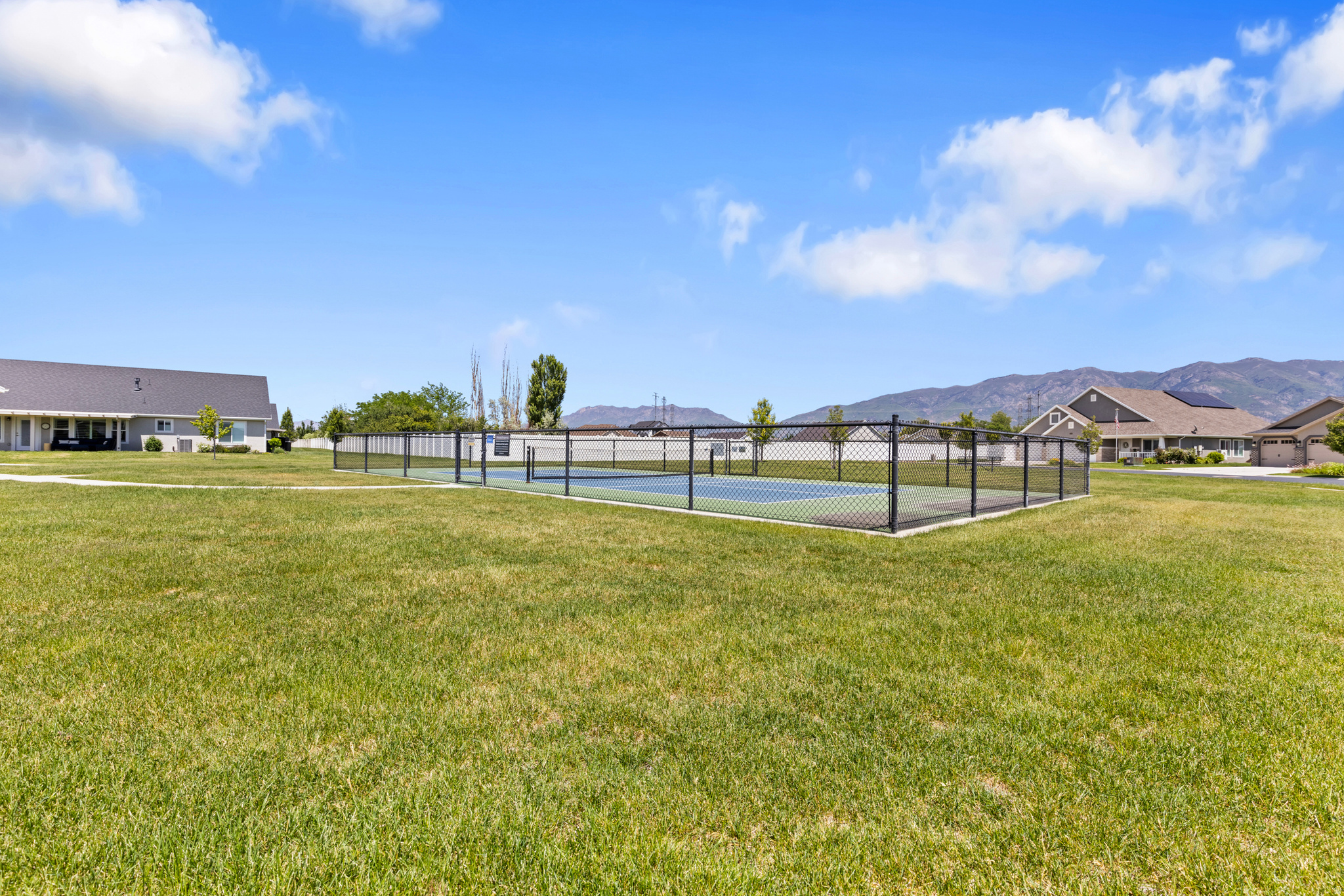 VILLAS AT KAYS CREEK - Residential