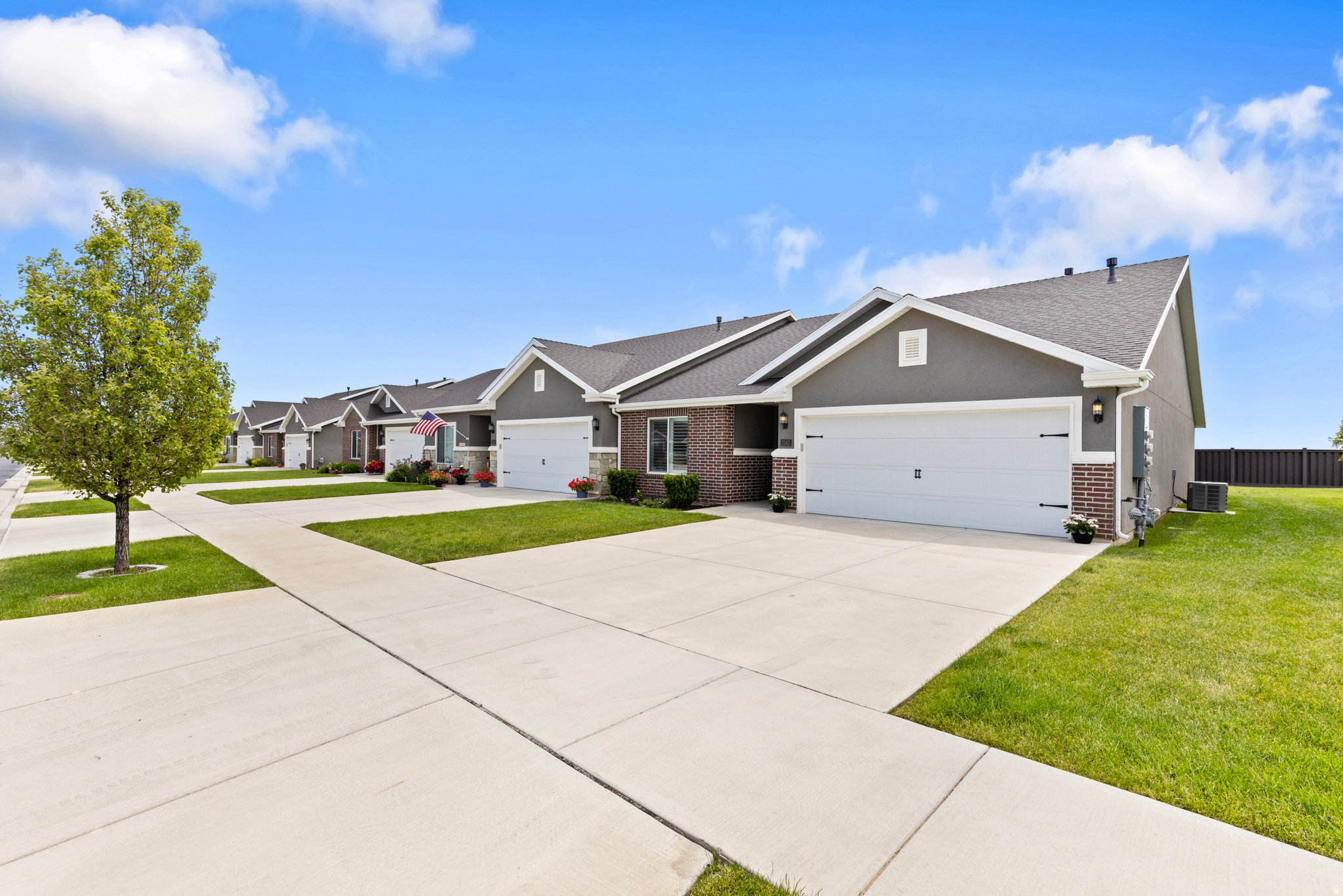 VILLAS AT KAYS CREEK - Residential