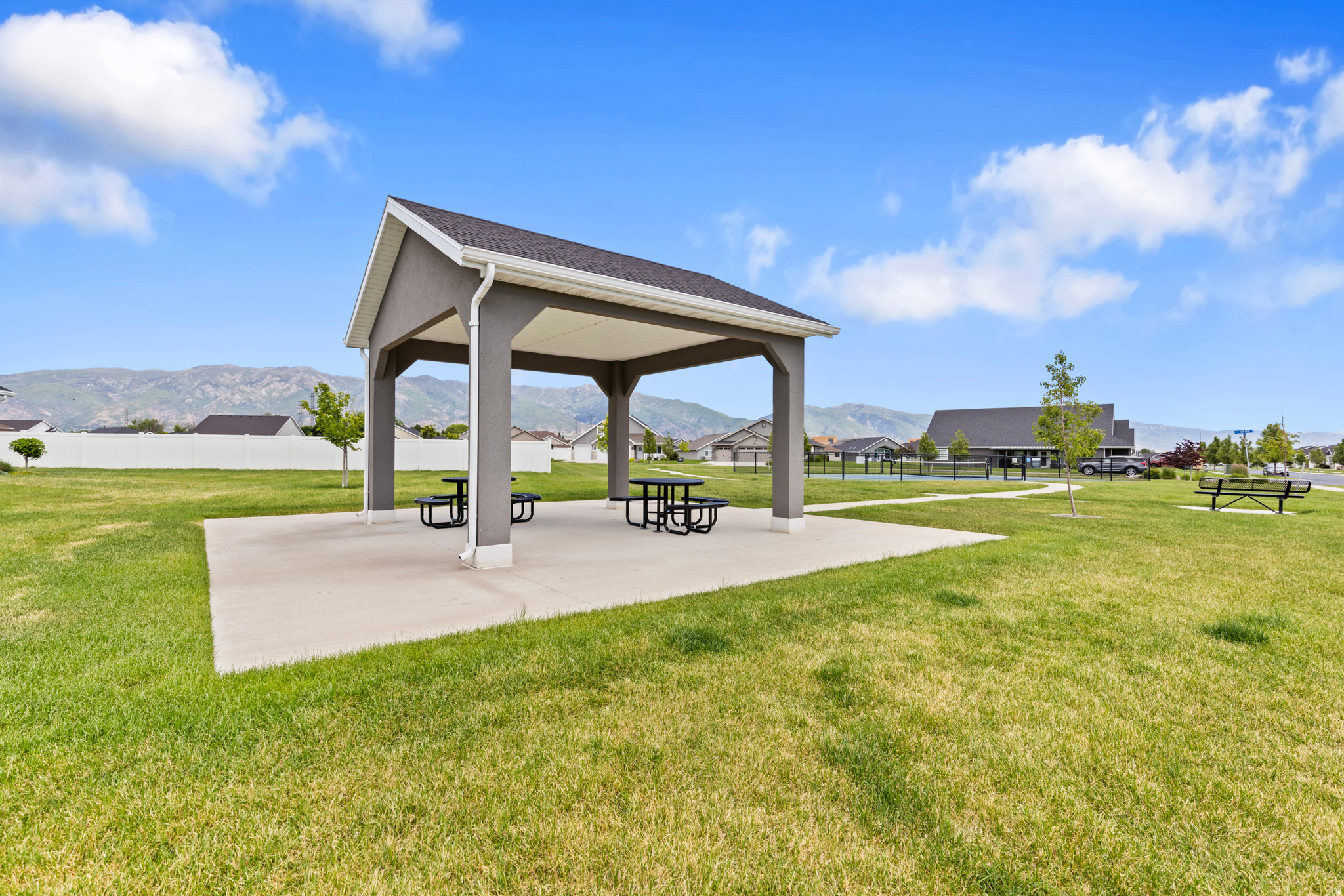 VILLAS AT KAYS CREEK - Residential