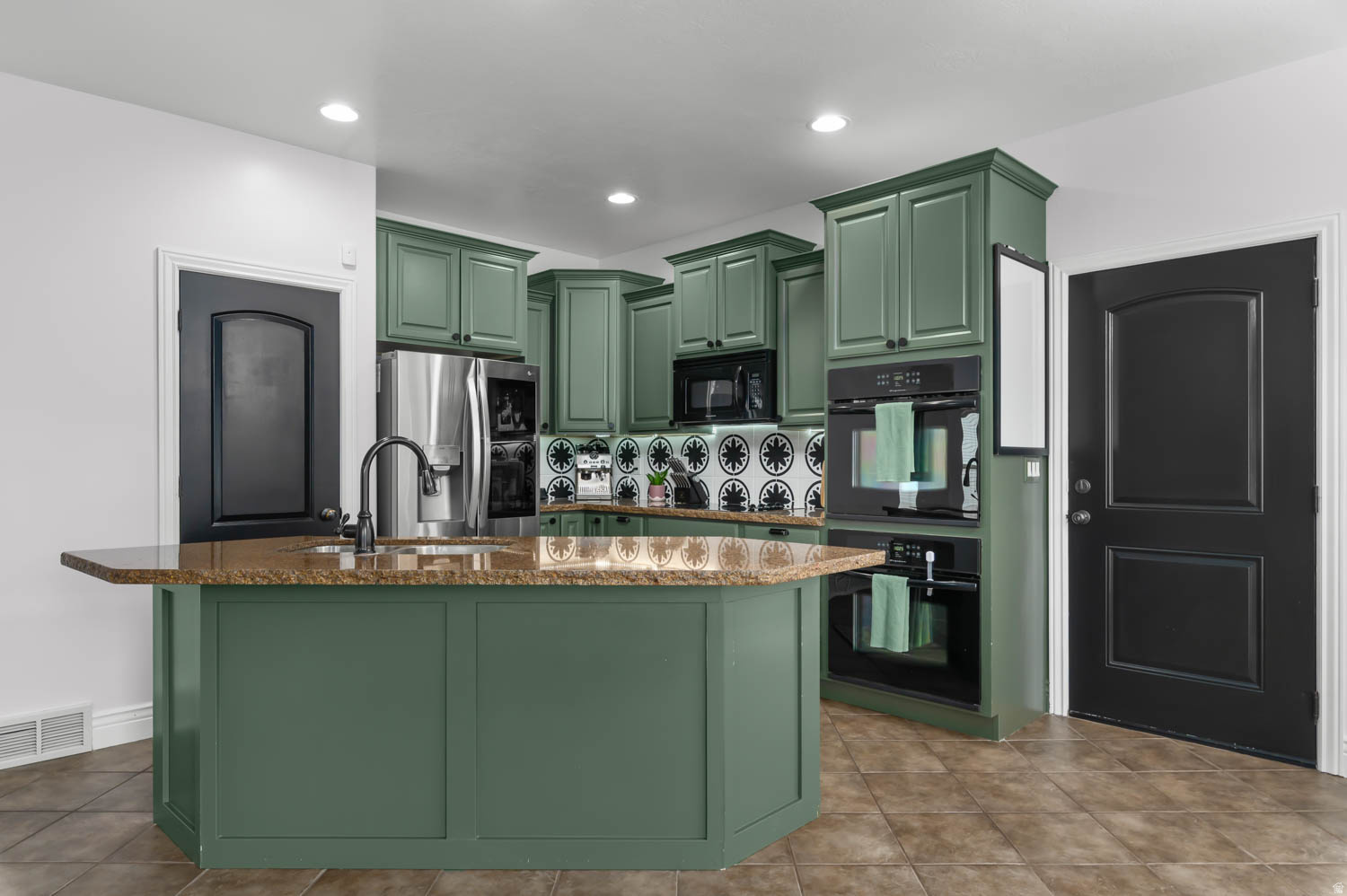 RUBY VALLEY AT SADDLE ROCK RANCH AMENDED - Residential