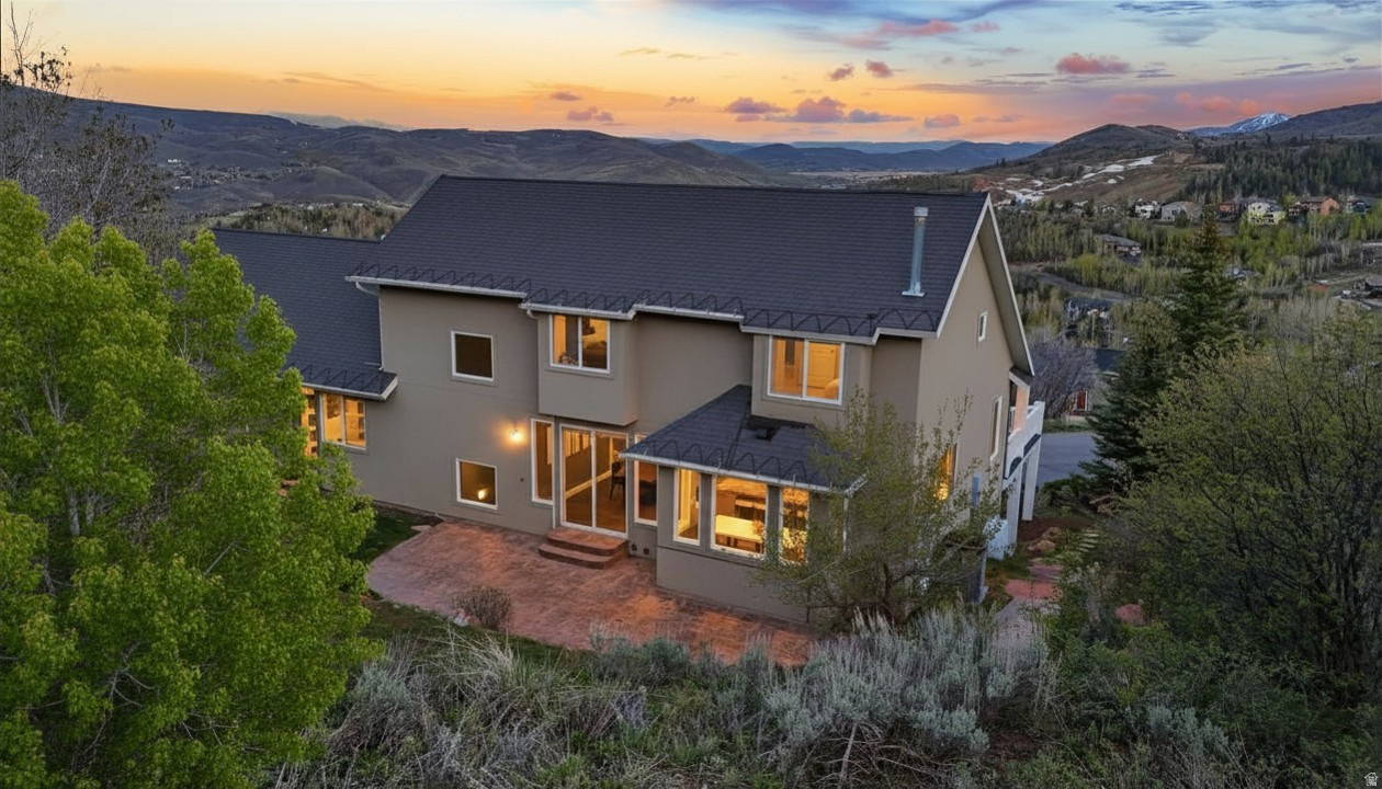 HIDDEN COVE - Residential