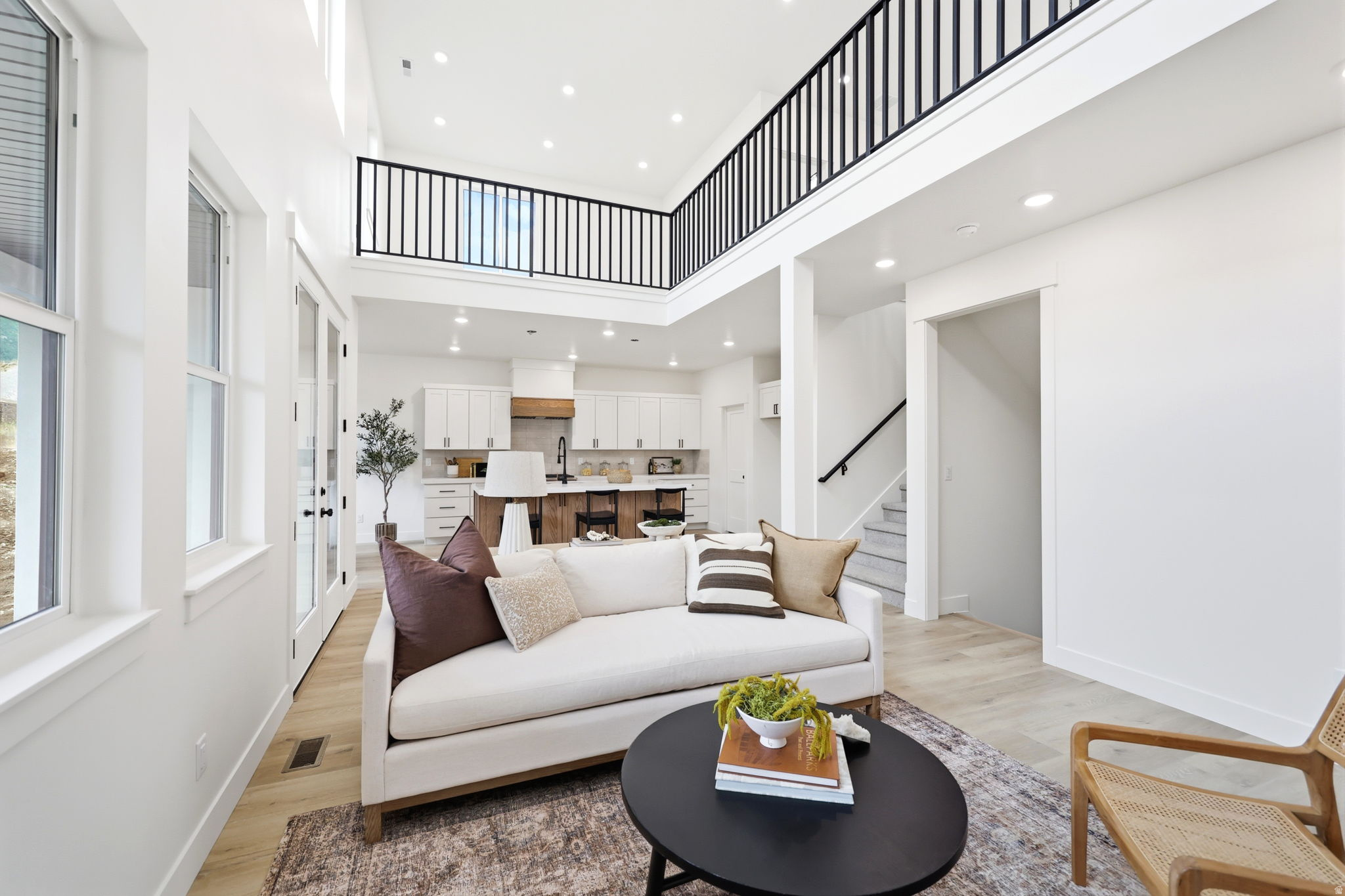 RIDGE VIEW - Residential