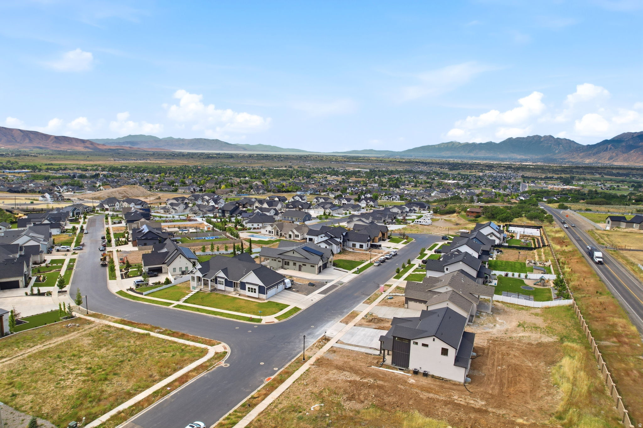 RIDGE VIEW - Residential