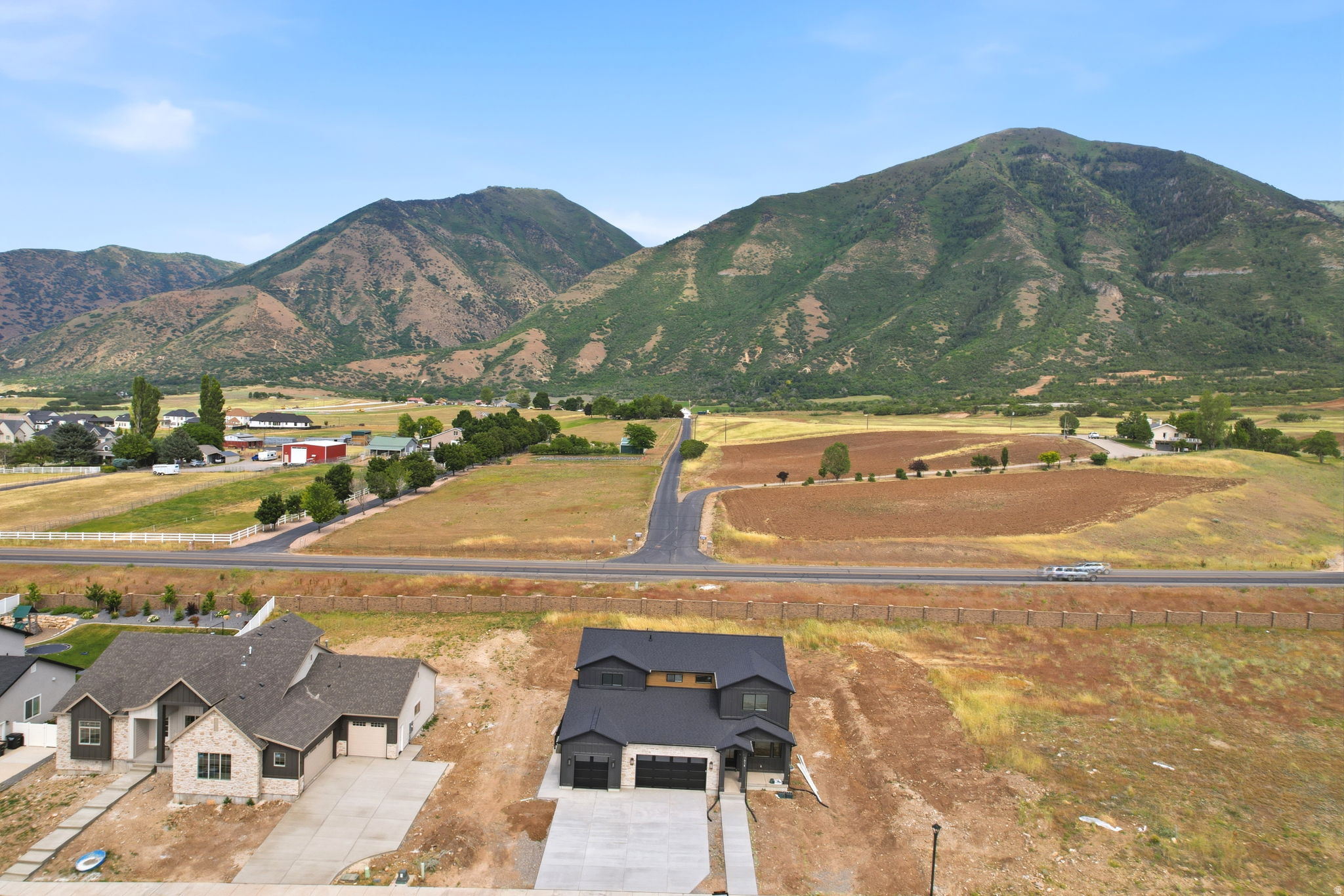 RIDGE VIEW - Residential