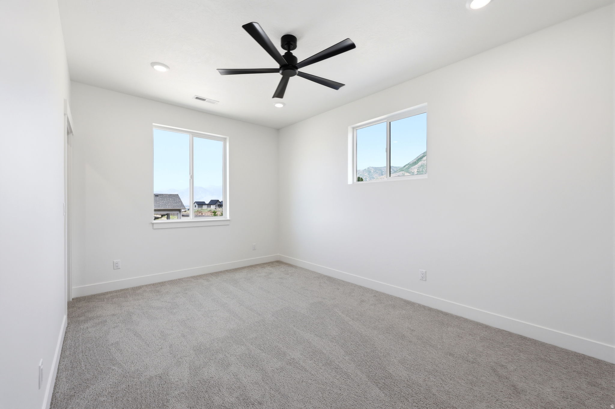 RIDGE VIEW - Residential