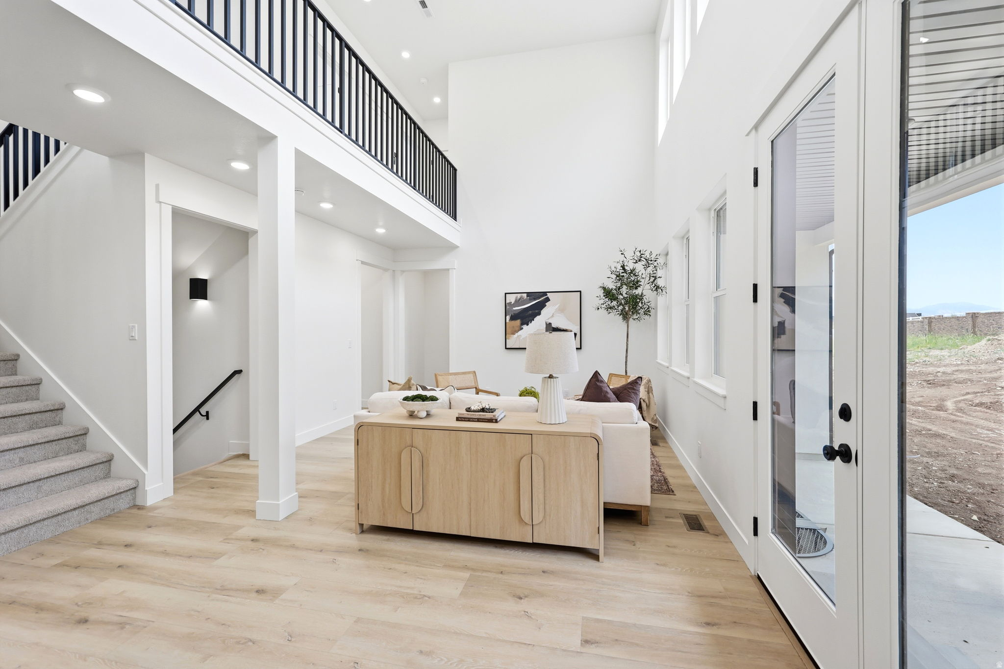 RIDGE VIEW - Residential